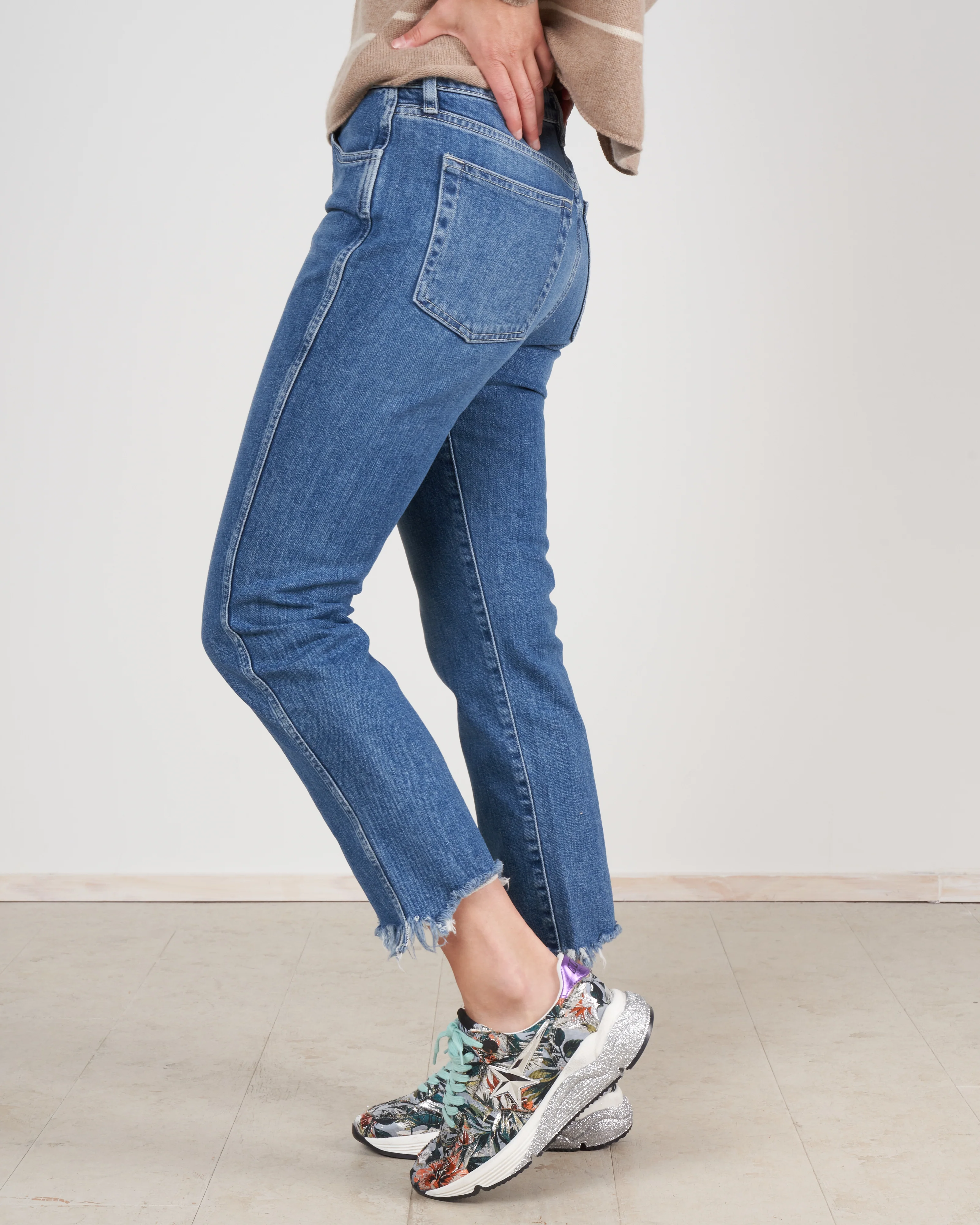 w3 straight authentic crop - ace - Image 3