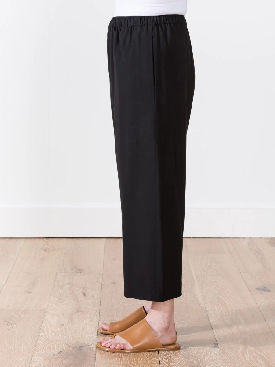 wide leg pull on pant black - Image 2