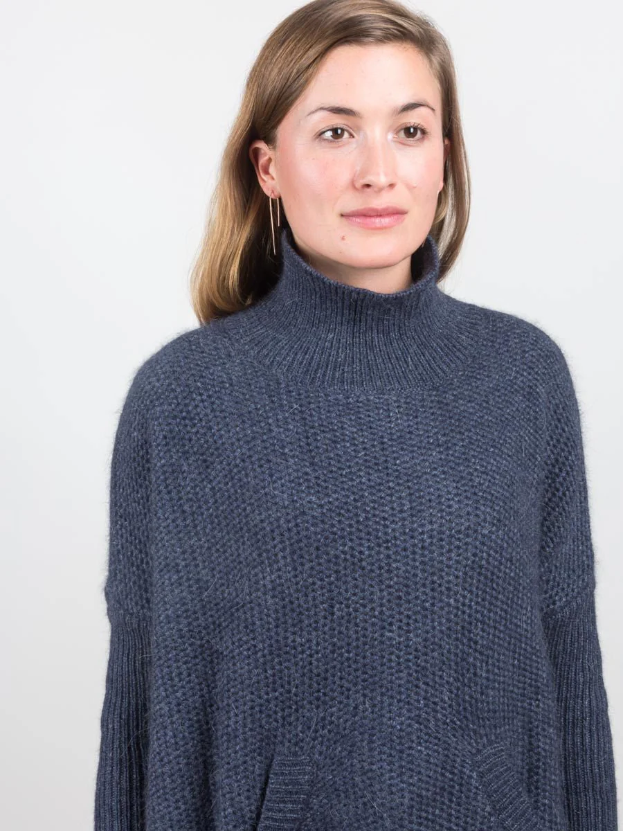 angora poncho - Image 5