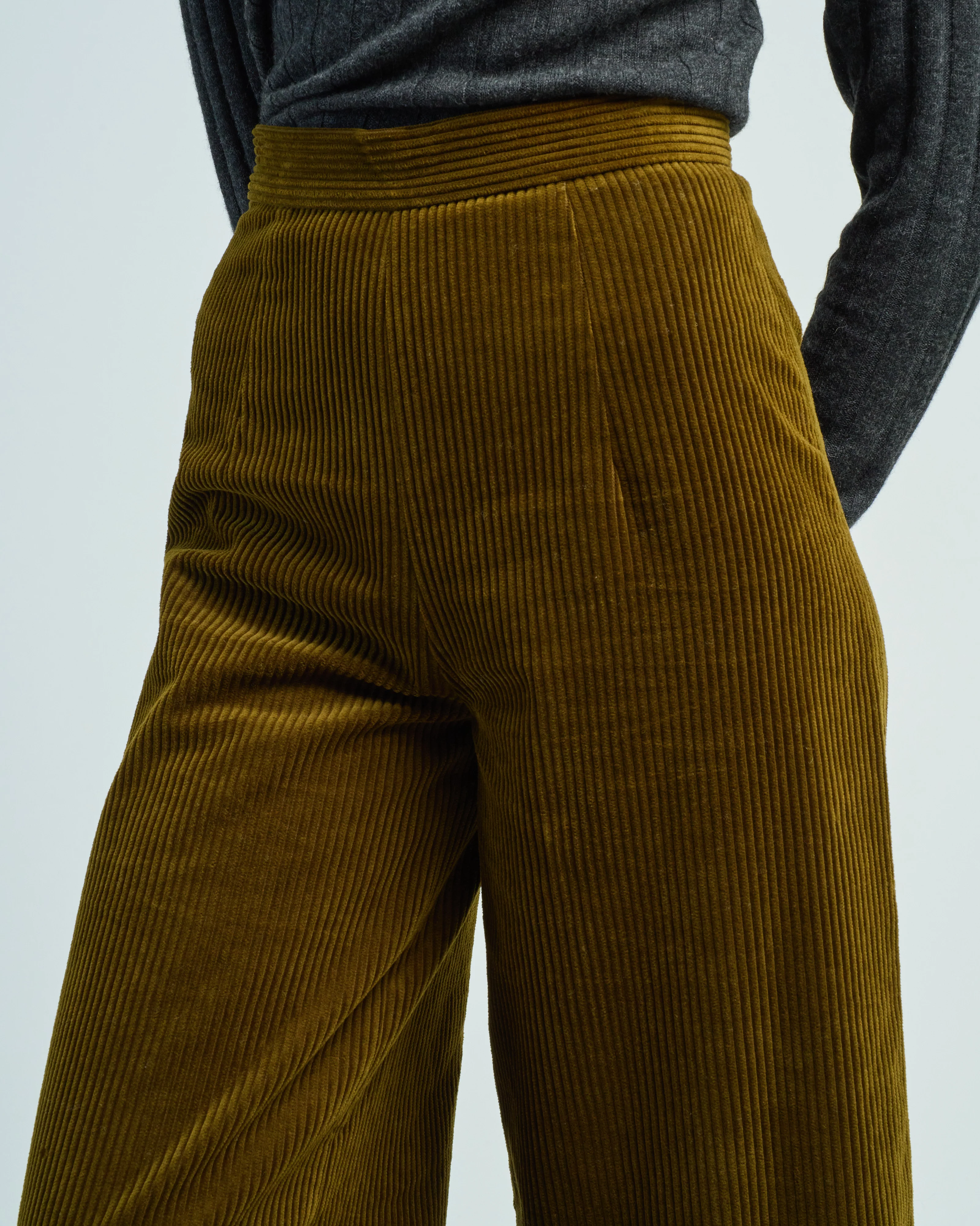 classic wide leg trouser - Image 5
