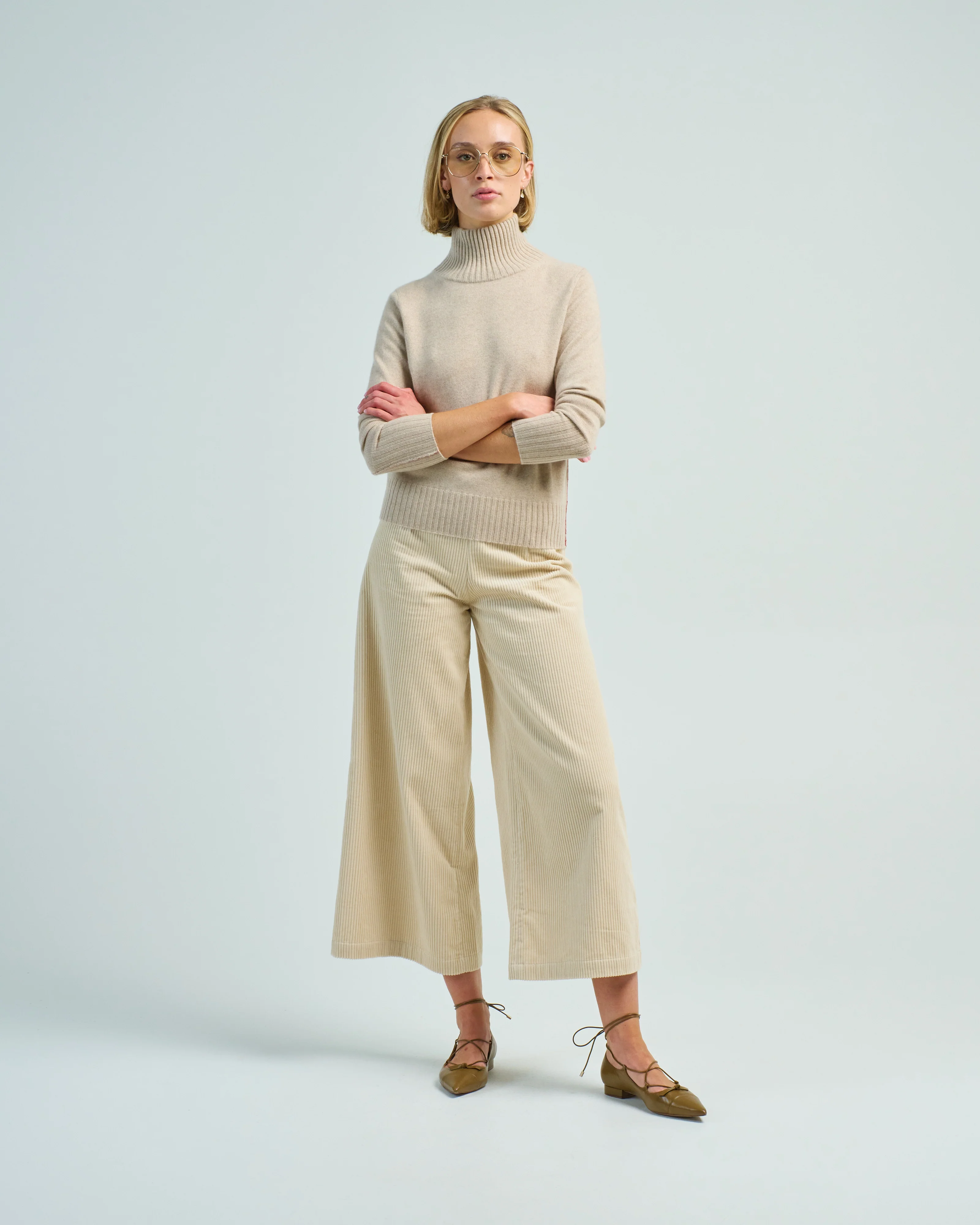 classic wide leg trouser - Image 2