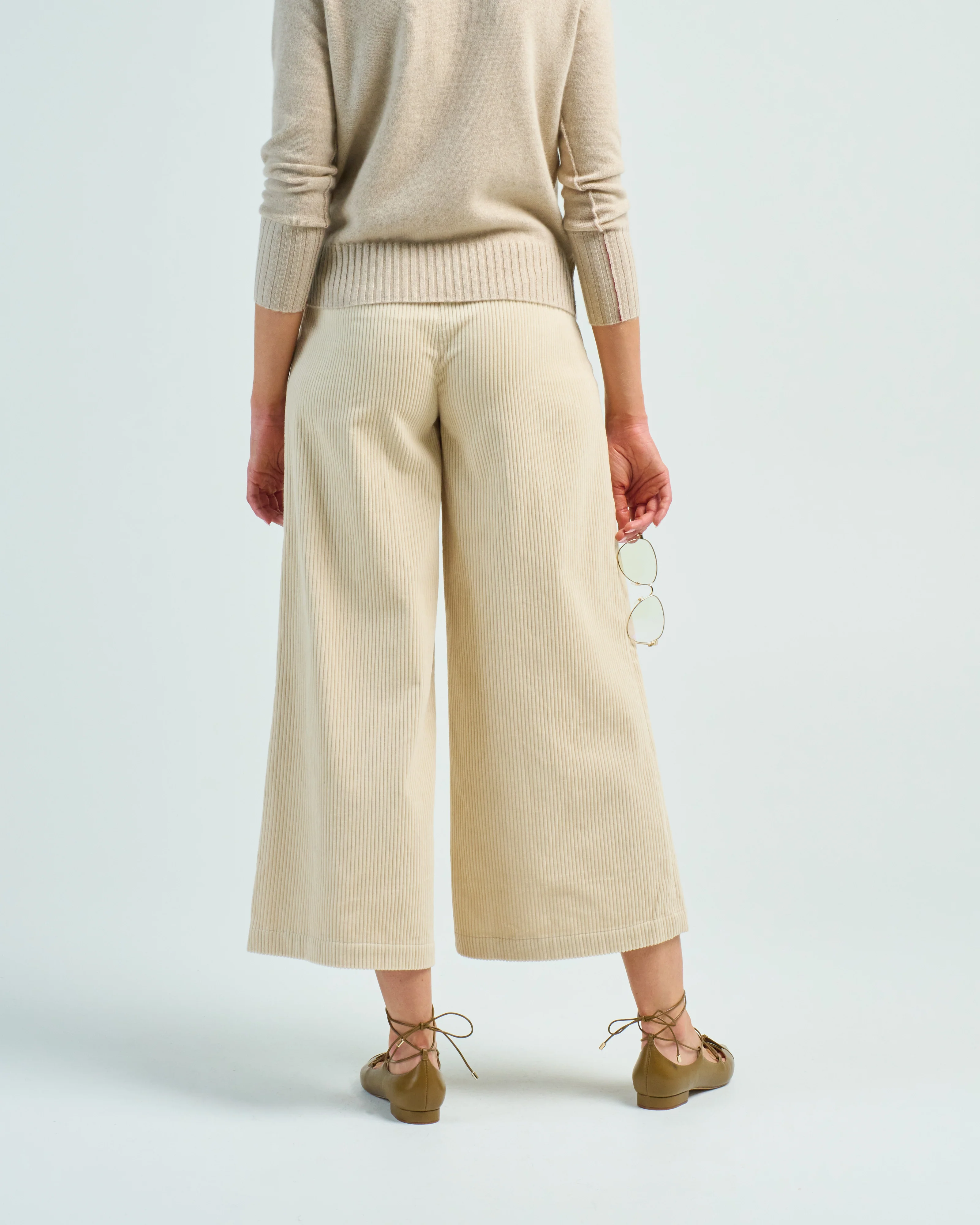 classic wide leg trouser - Image 4