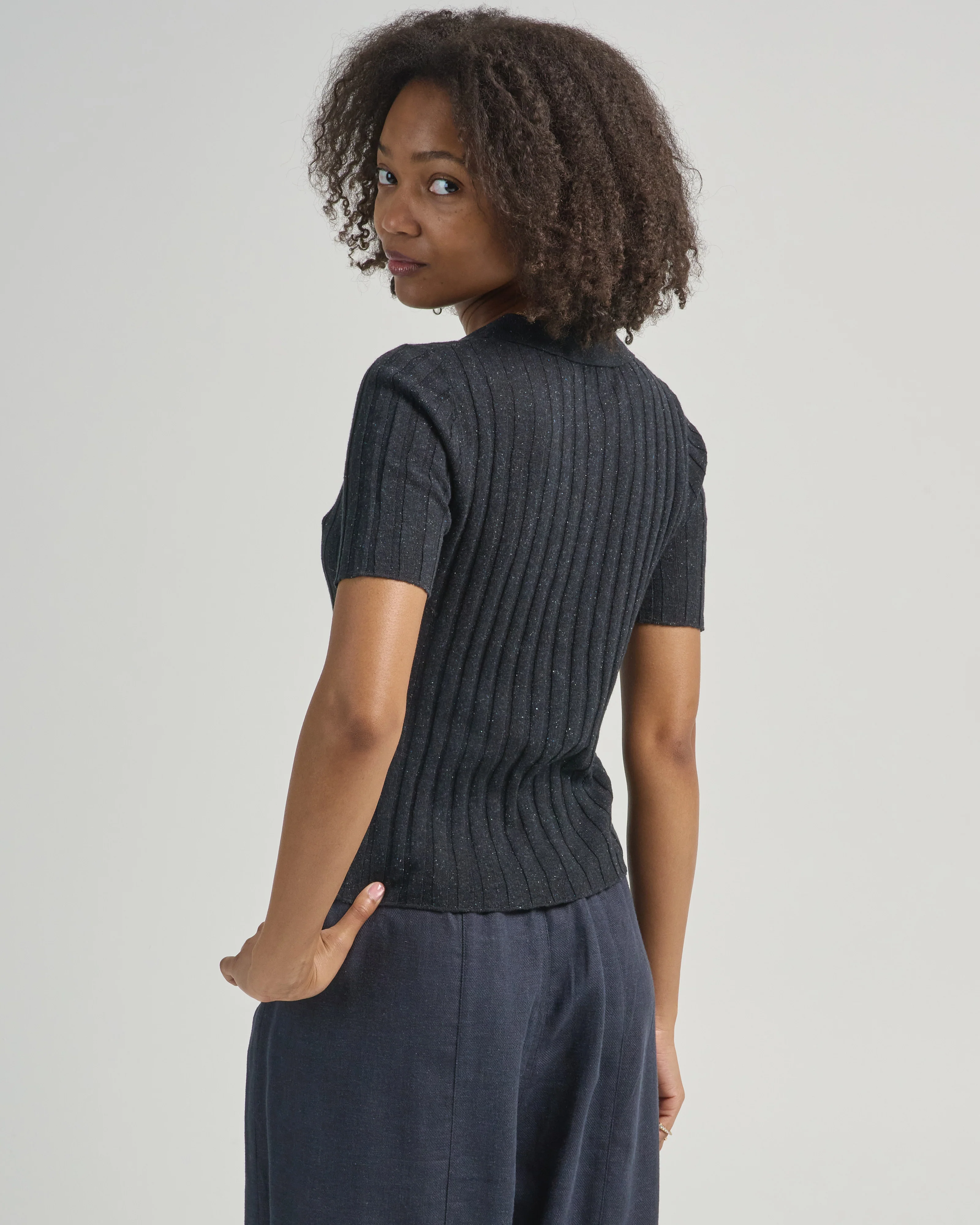 collared short sleeve sweater top - Image 3