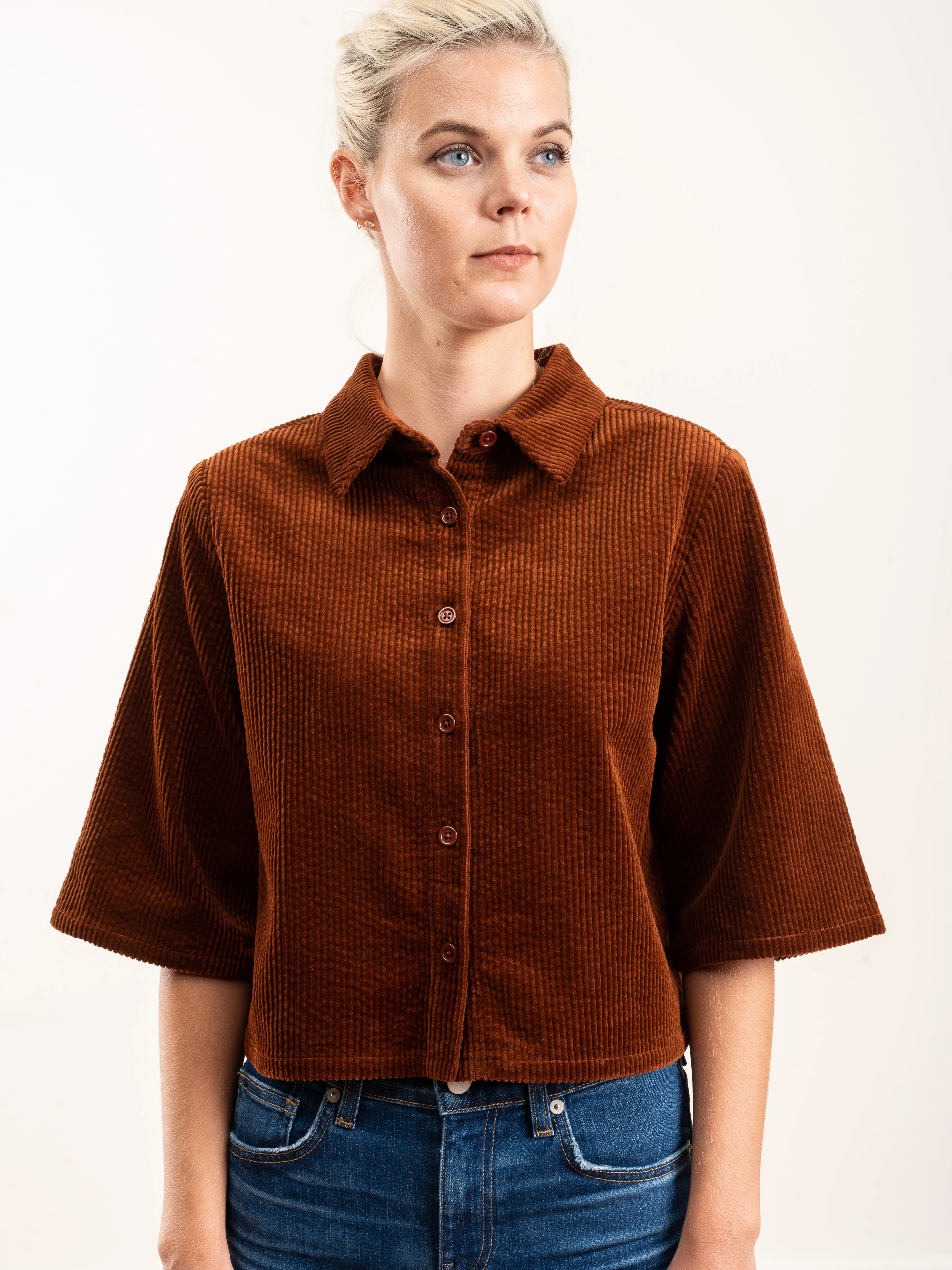 corduroy back pleat - rust - Image 3