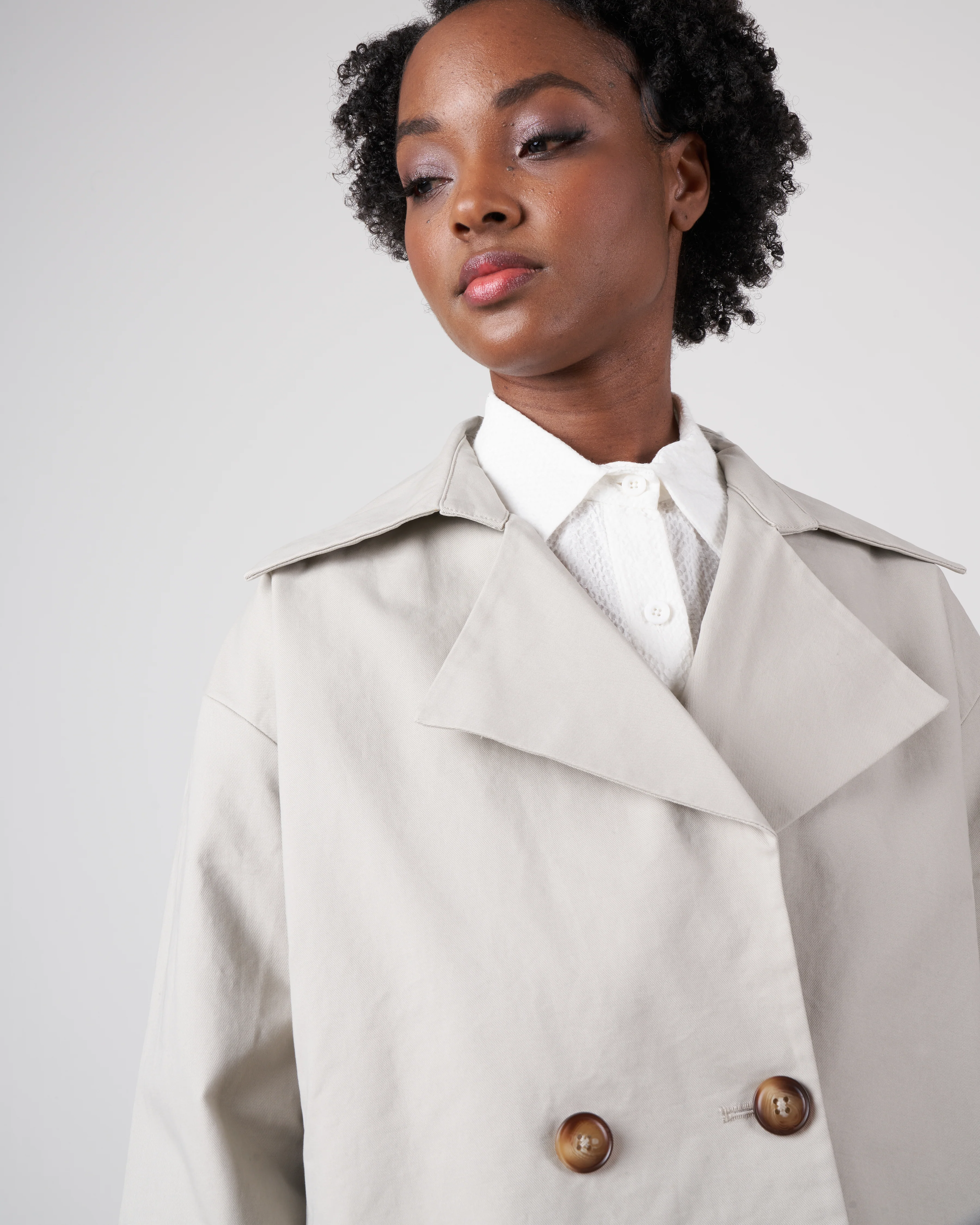 cropped peacoat - dusty white - Image 4