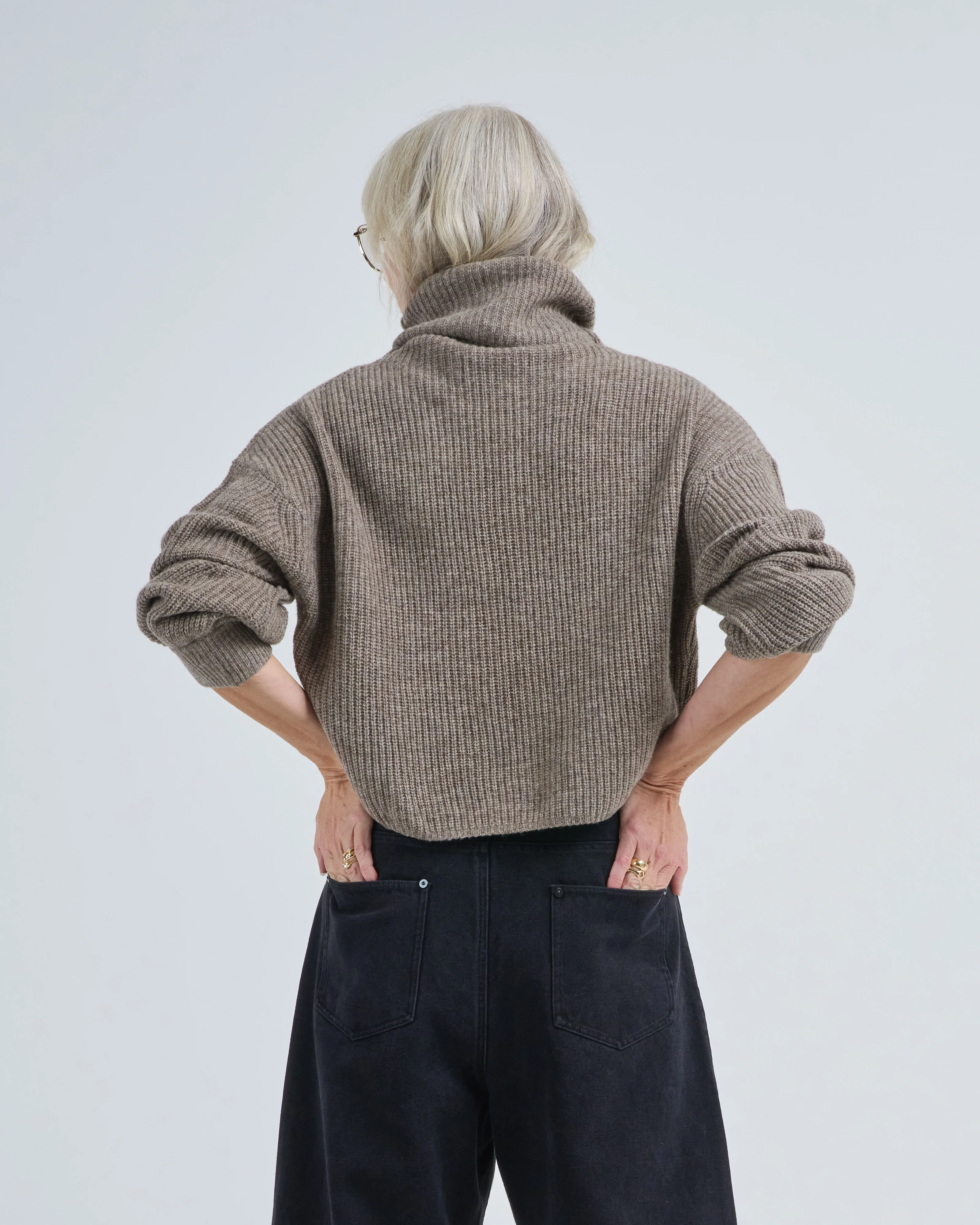poet turtleneck - Image 5