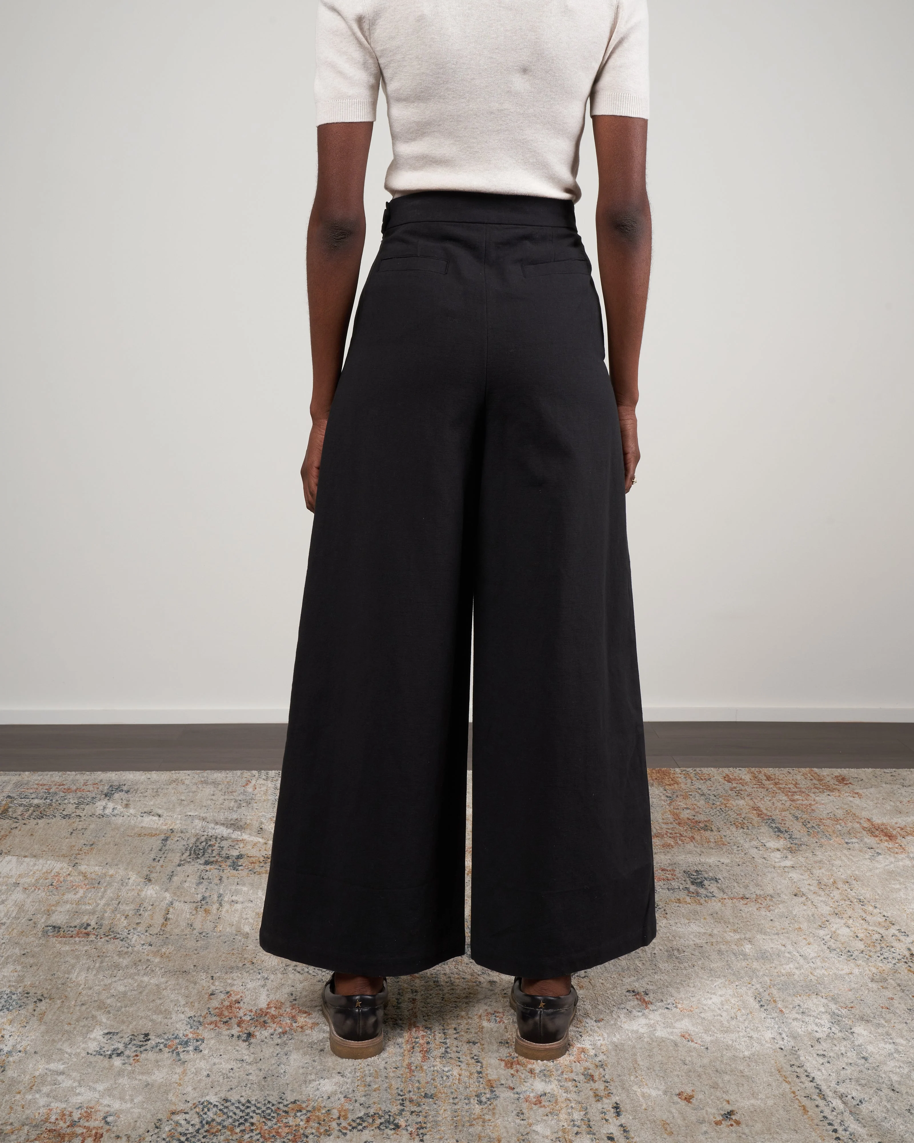 signature wide leg trouser - black - Image 4