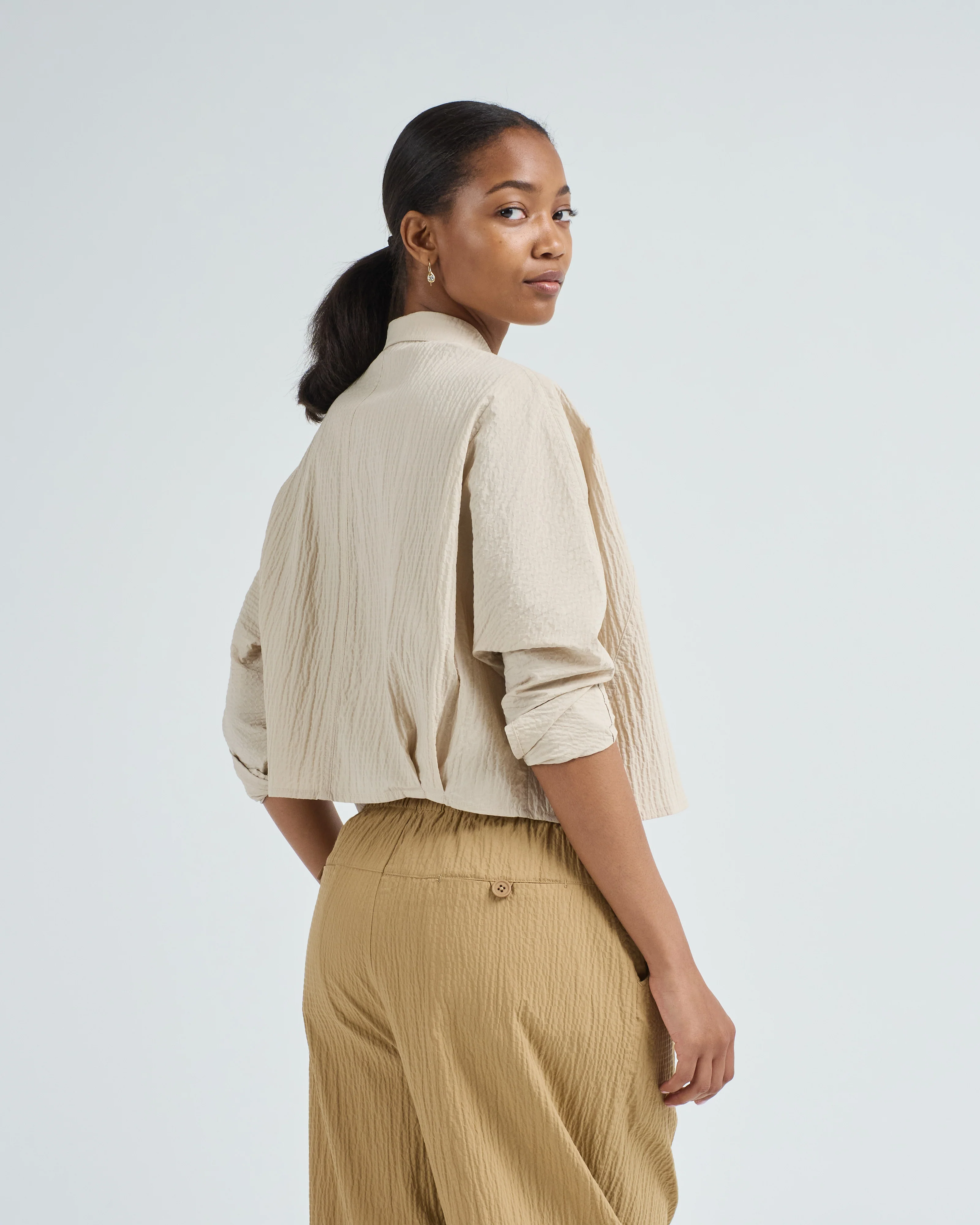 signature 3/4 cropped shirt jacket - Image 4