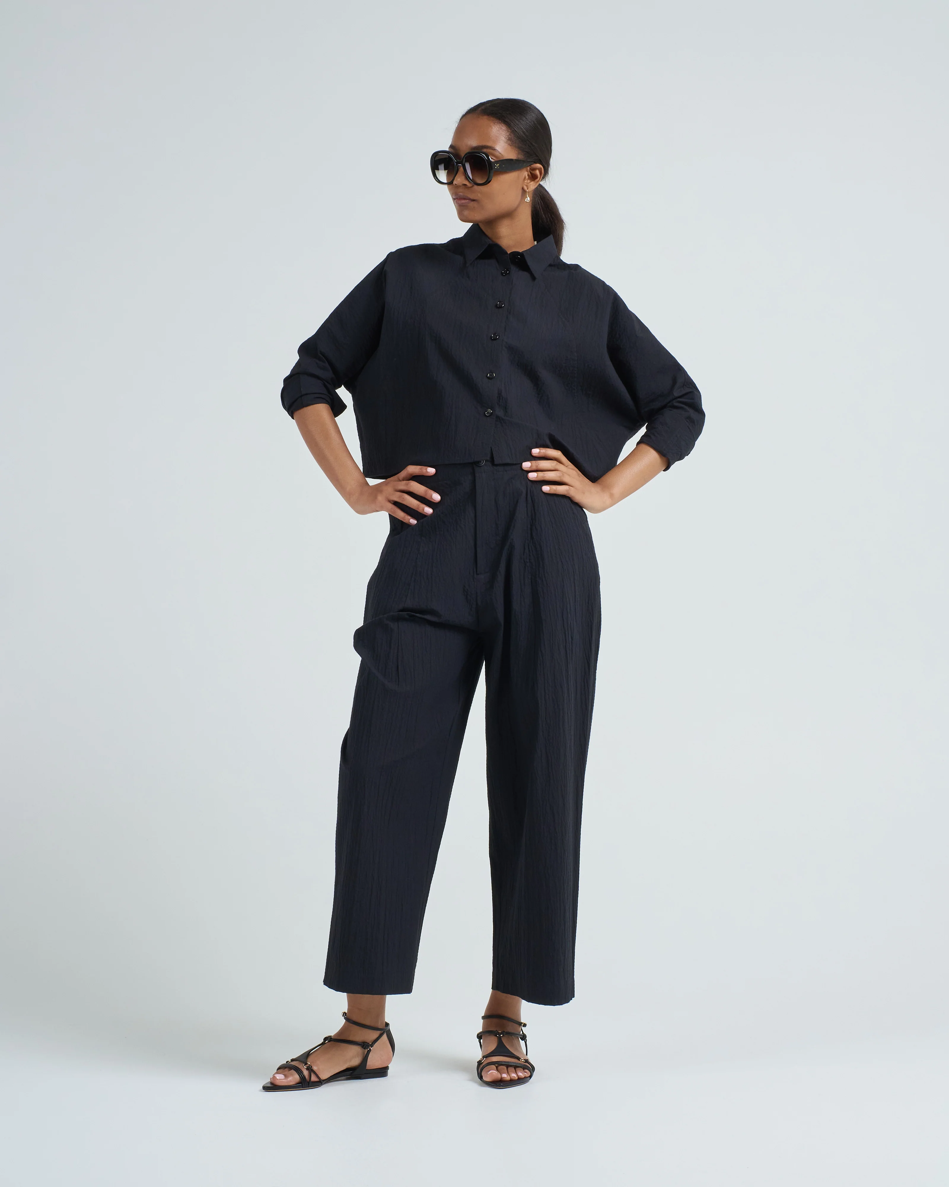 signature pleated trouser