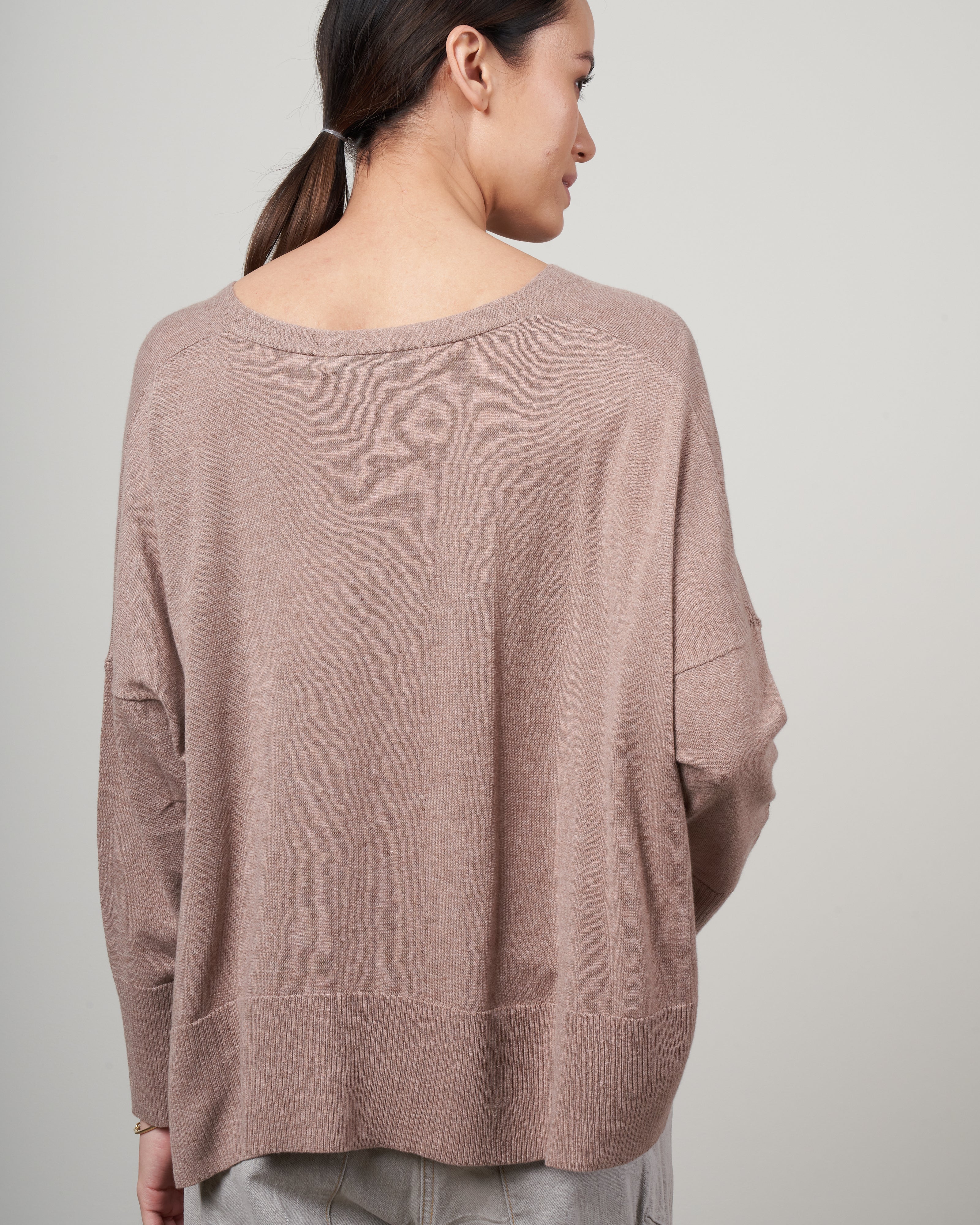 summer vneck sweater - dove - Image 4