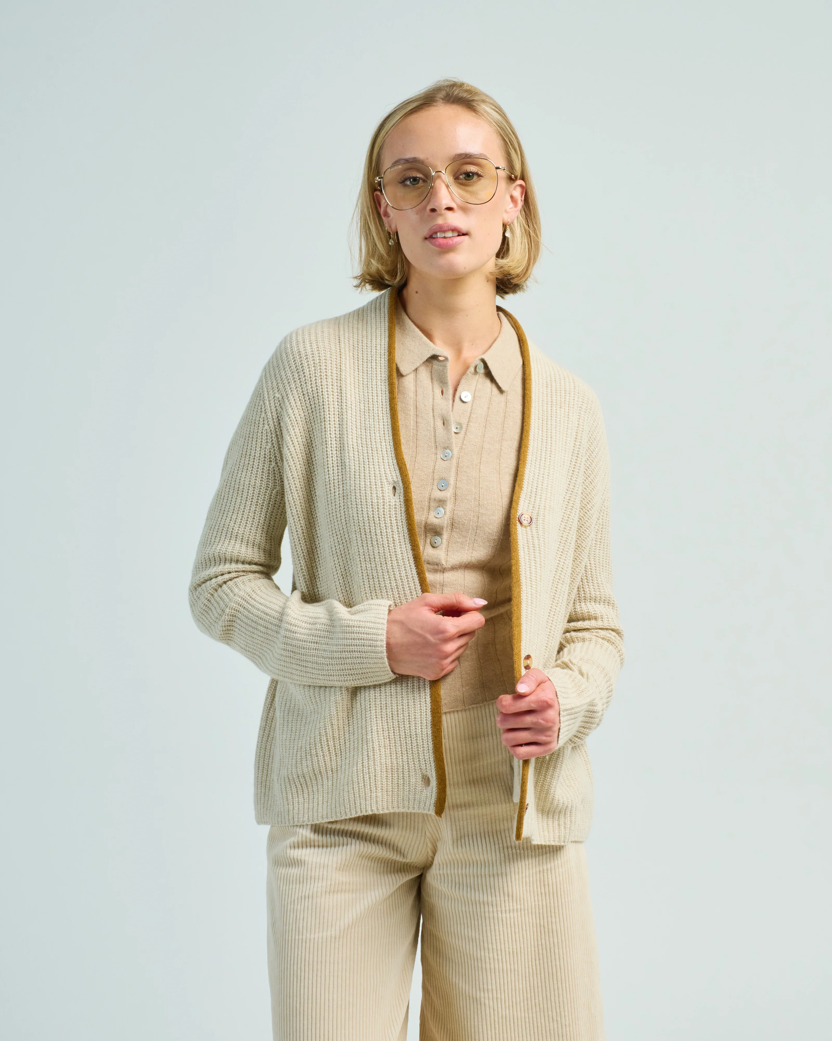 v-neck pockets trimmed cardigan - Image 2