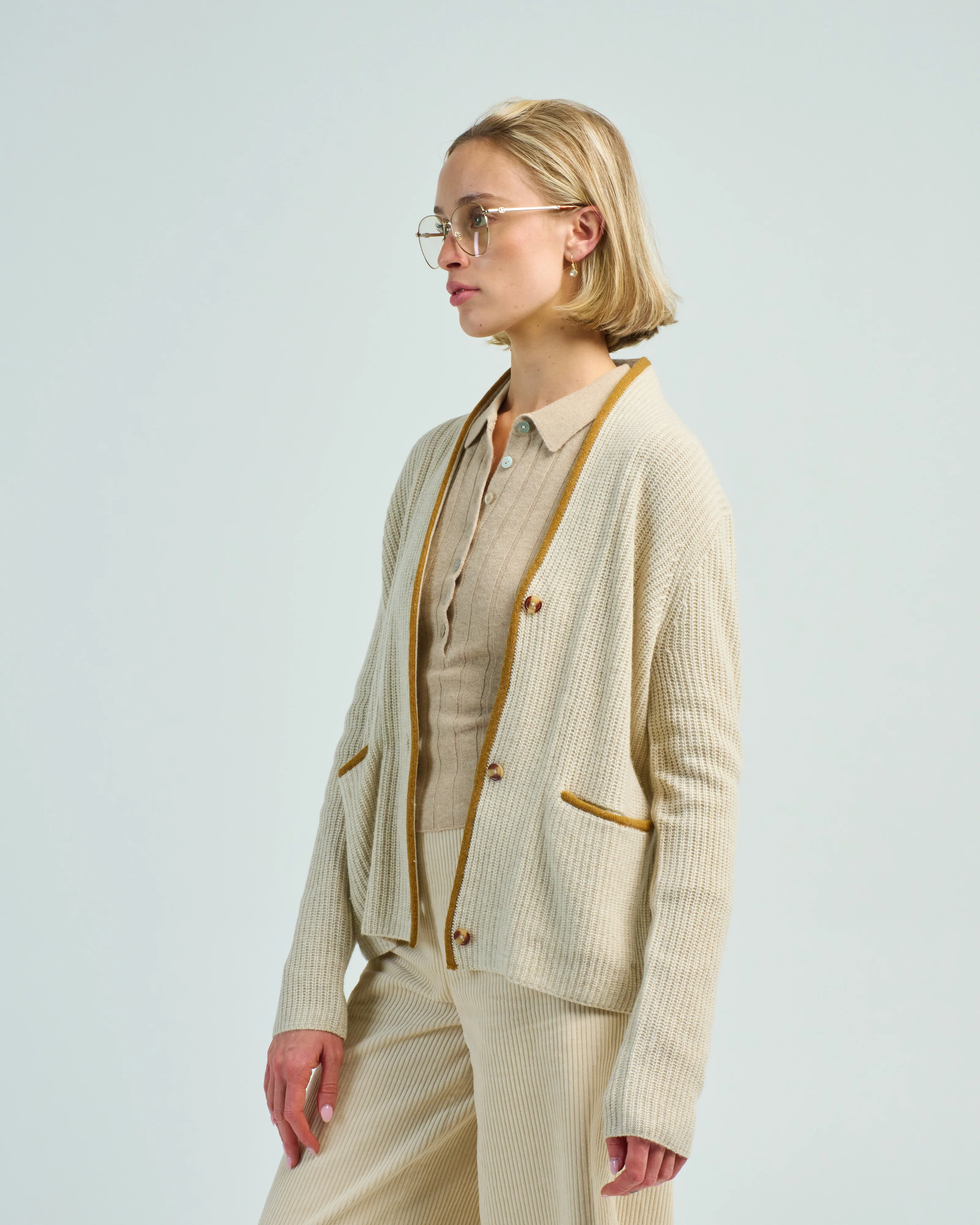 v-neck pockets trimmed cardigan - Image 3