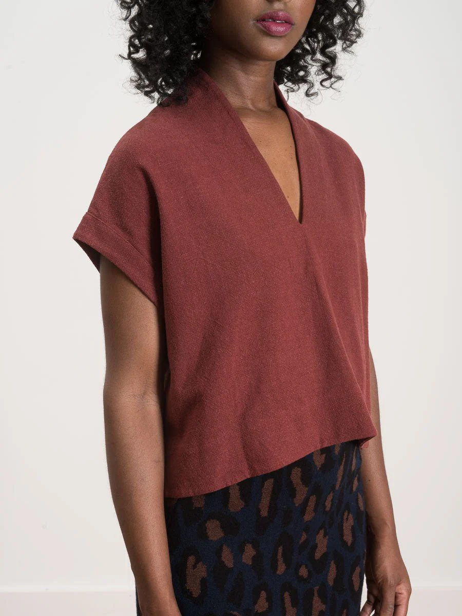 v-neck cropped top - Image 2