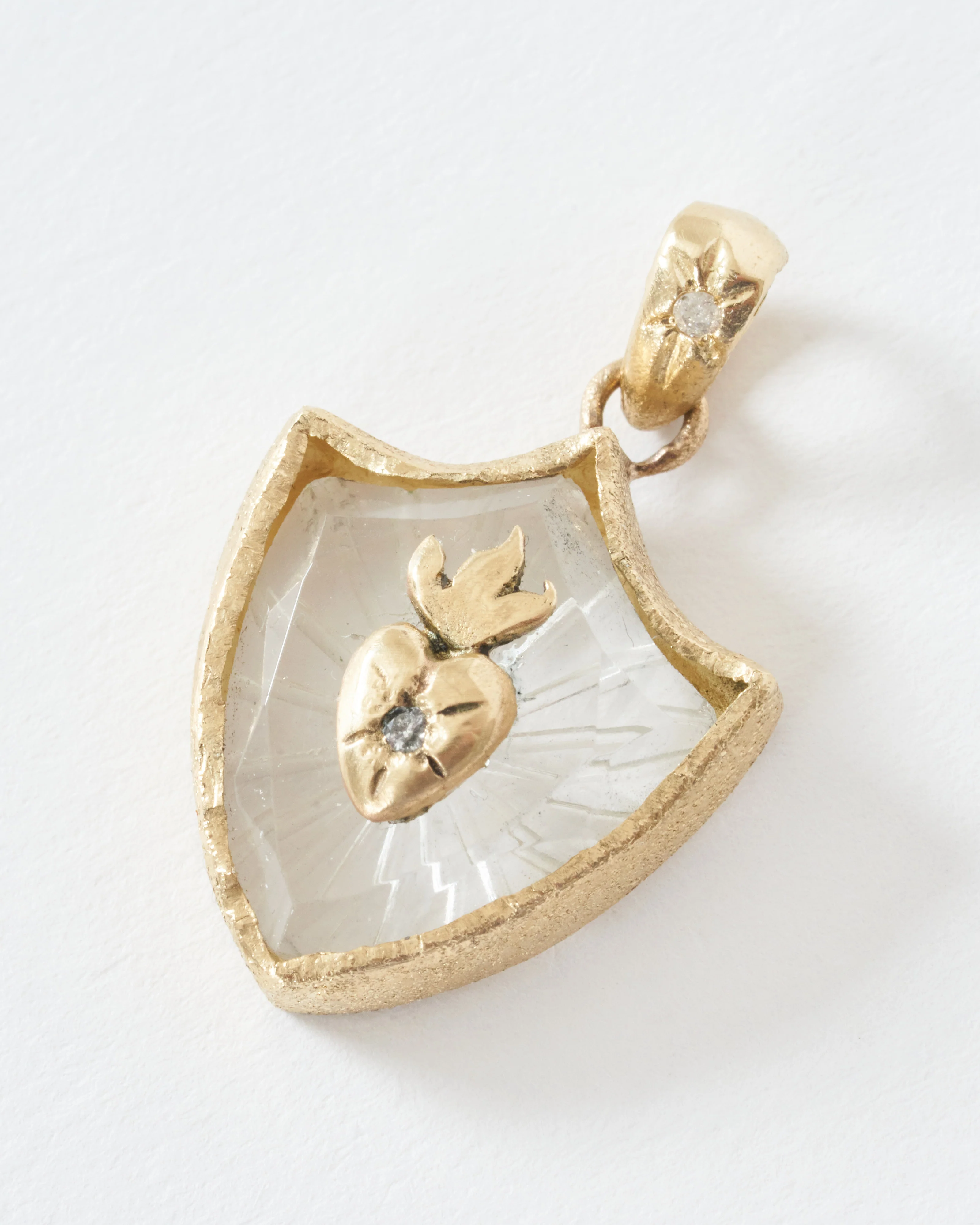 sacred heart small shield amulet - Image 3