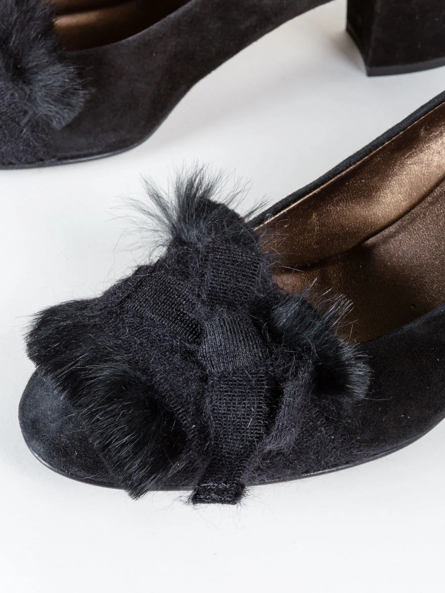 velour pump - Image 6