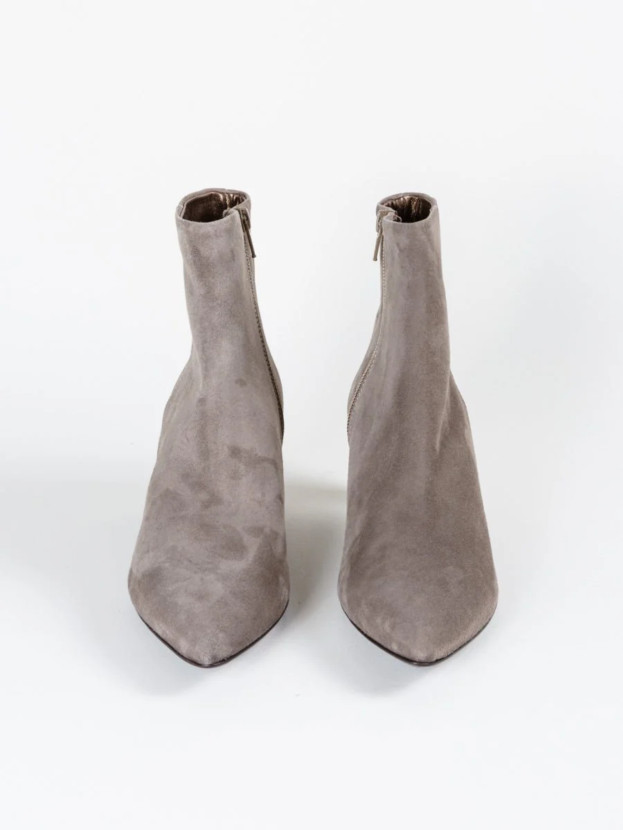 velour lowboot - Image 3