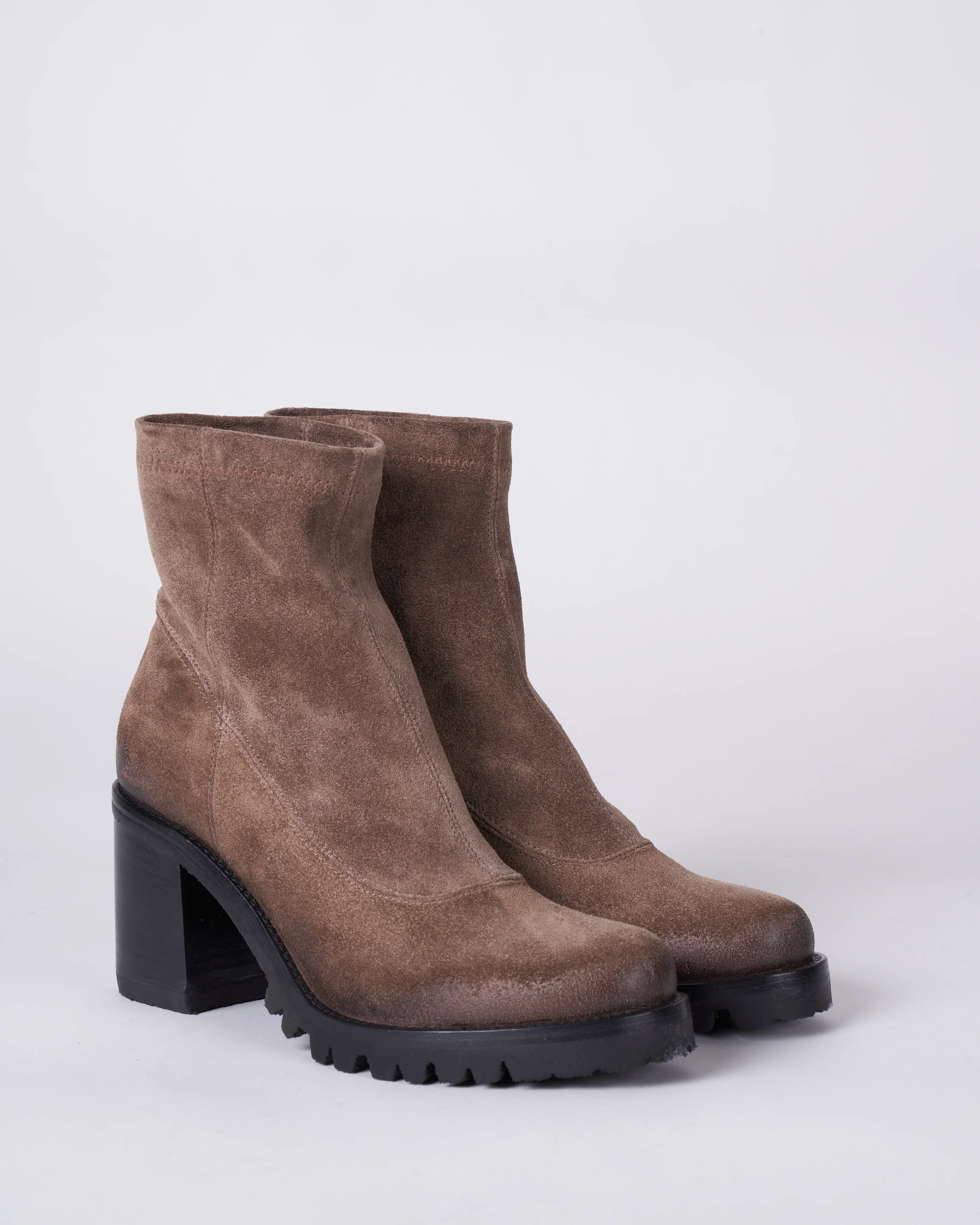 short boot-lug sole heel - sambuco sesamo - Image 2