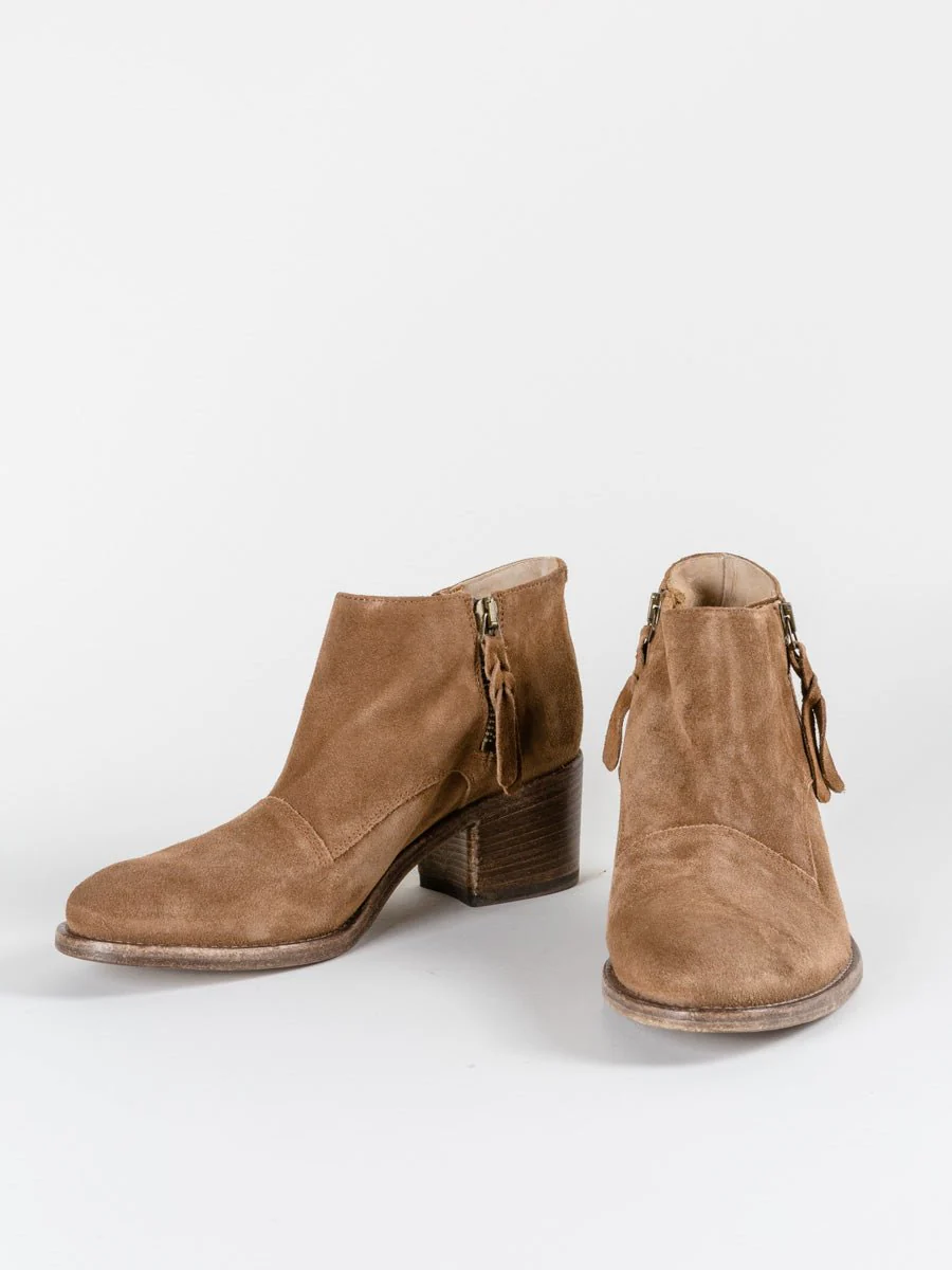 capricia boot - Image 5