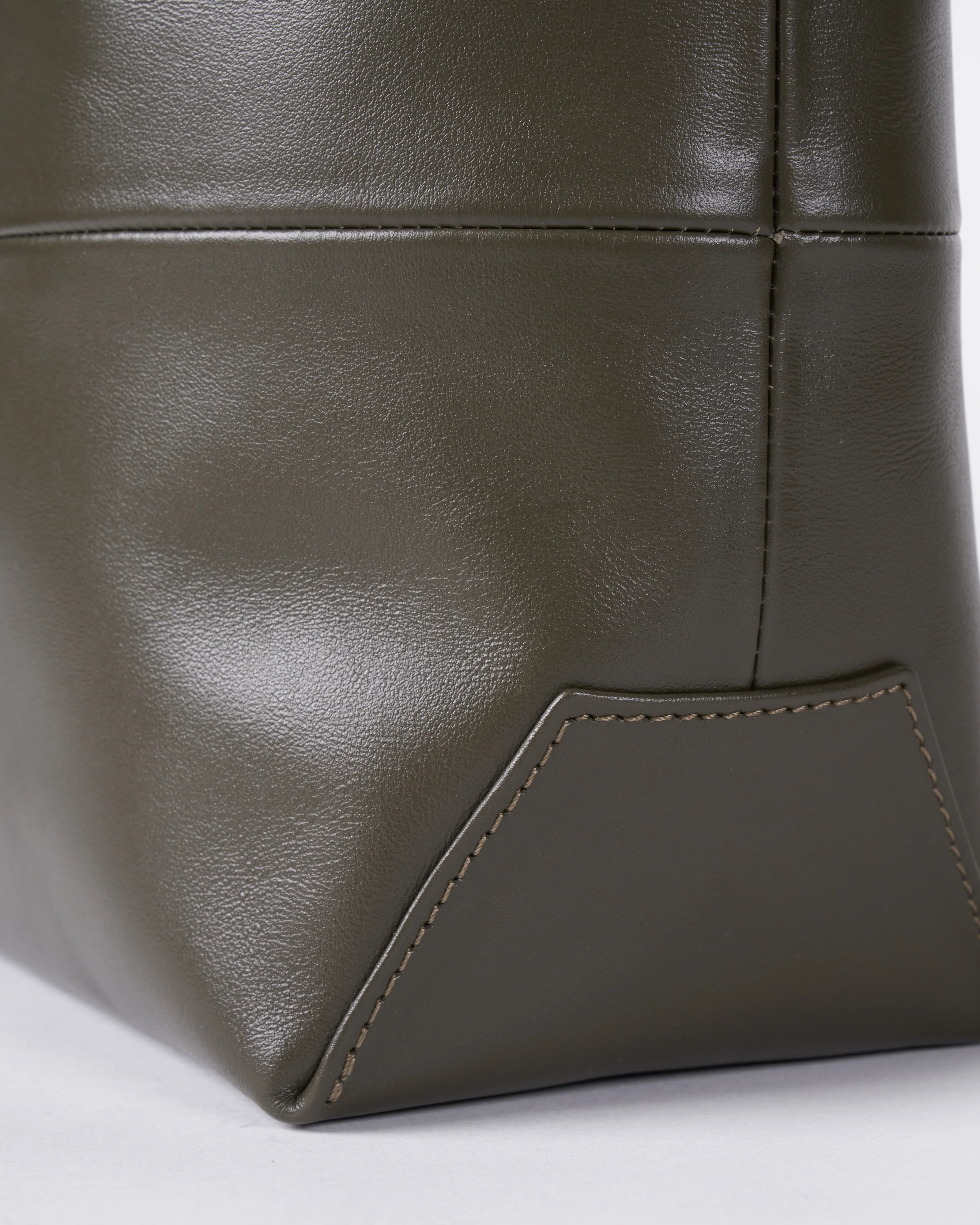 small bag with strap - green leather - Image 3