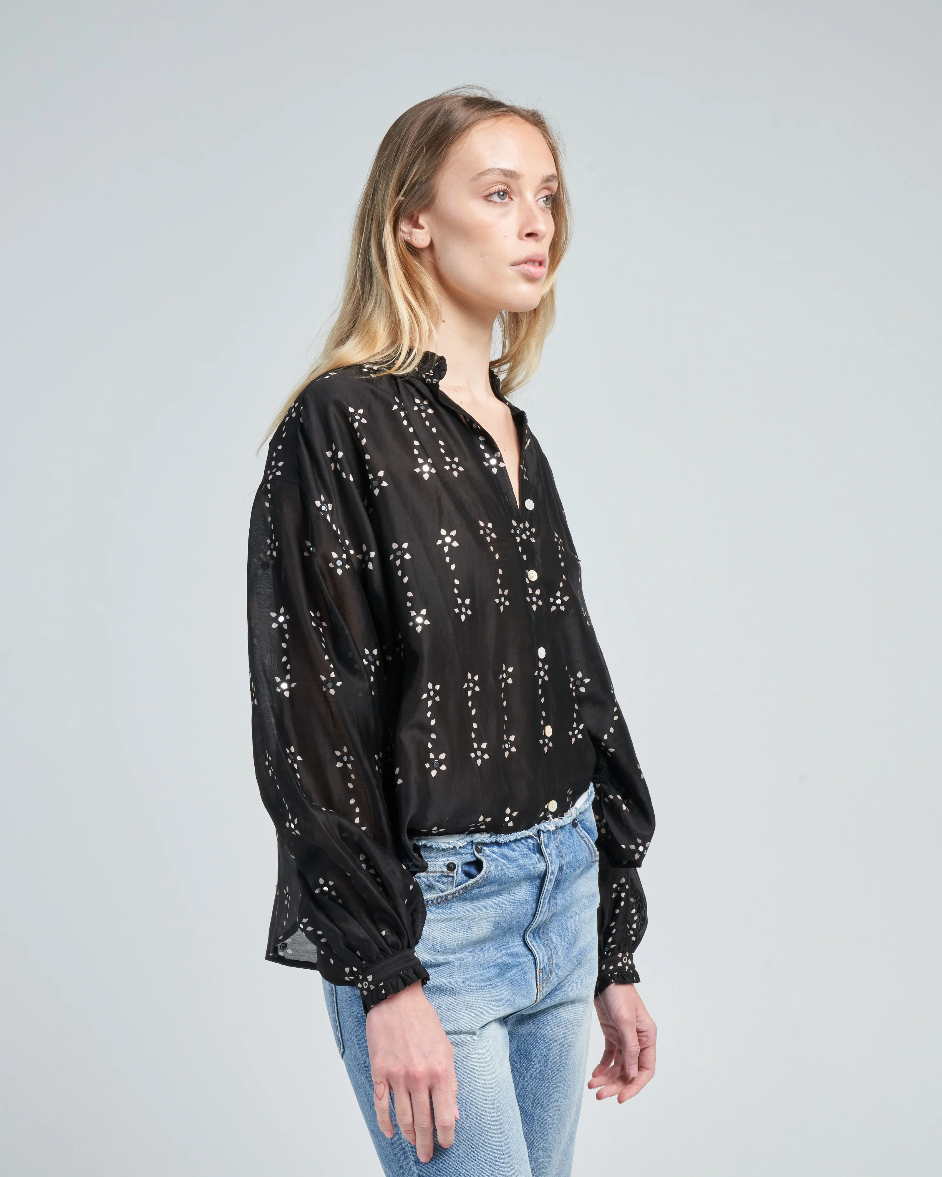 poet black daisy blouse - Image 3