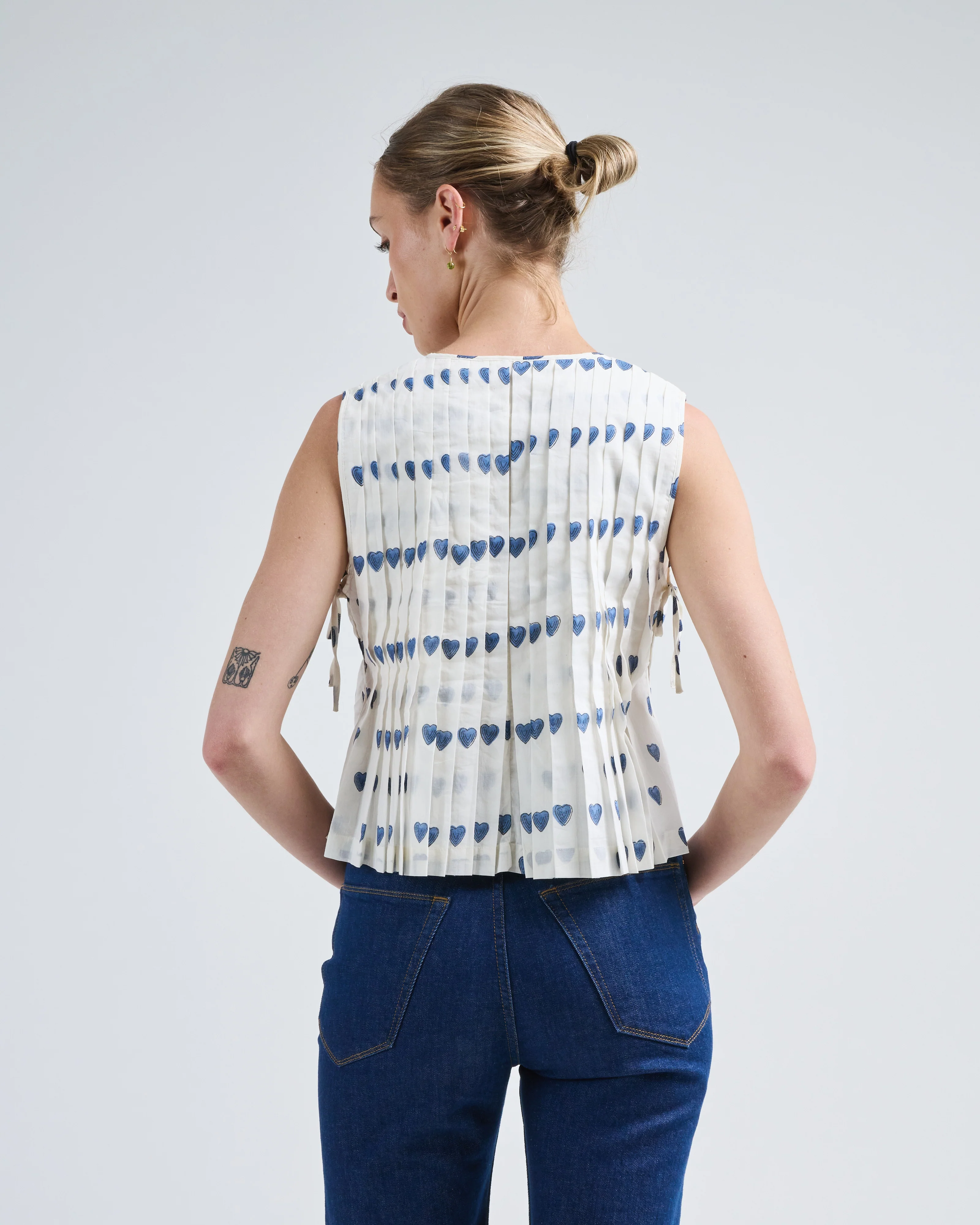 rhoe indigo heart top - Image 4