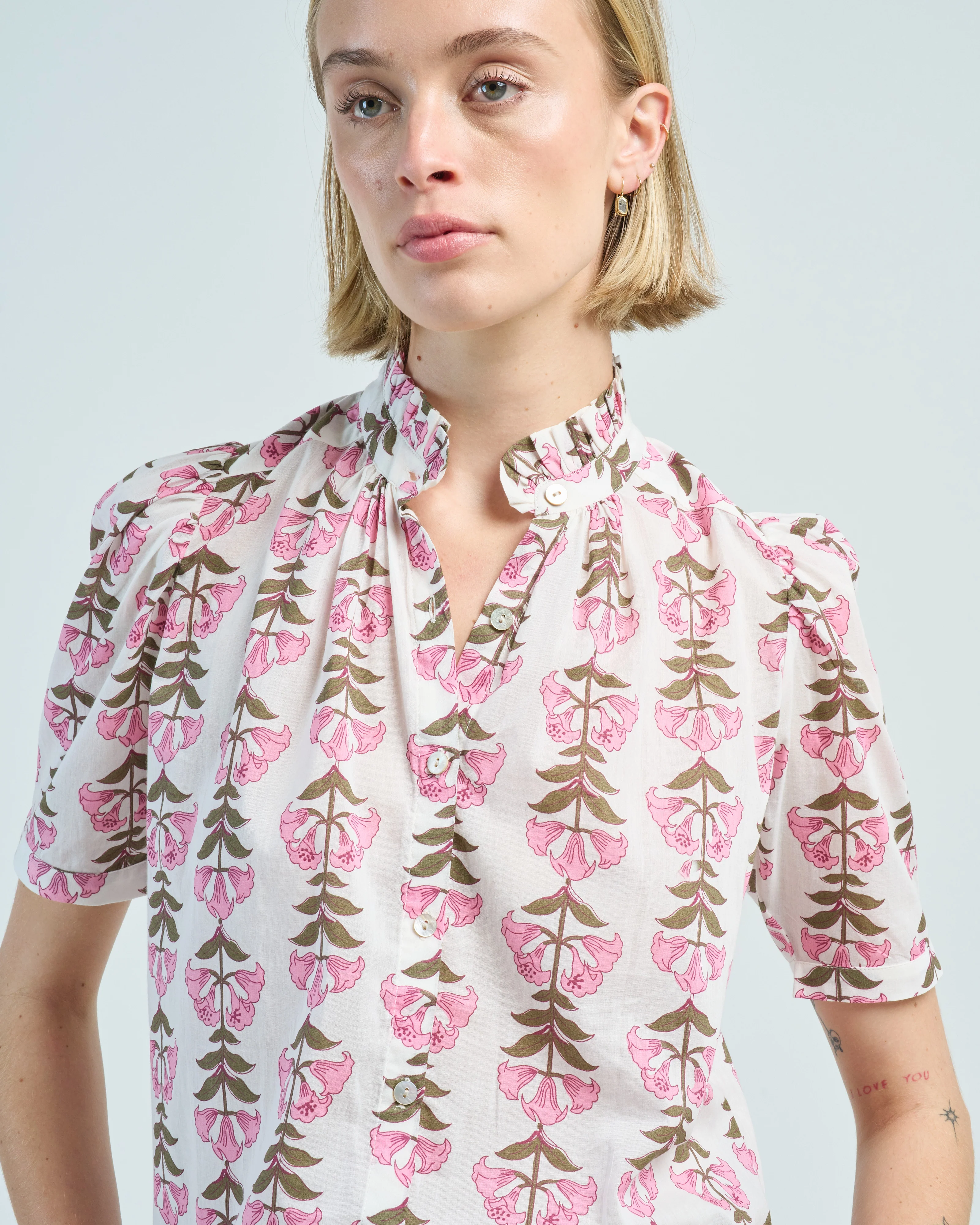 winnie trumpet lily shirt - Image 5
