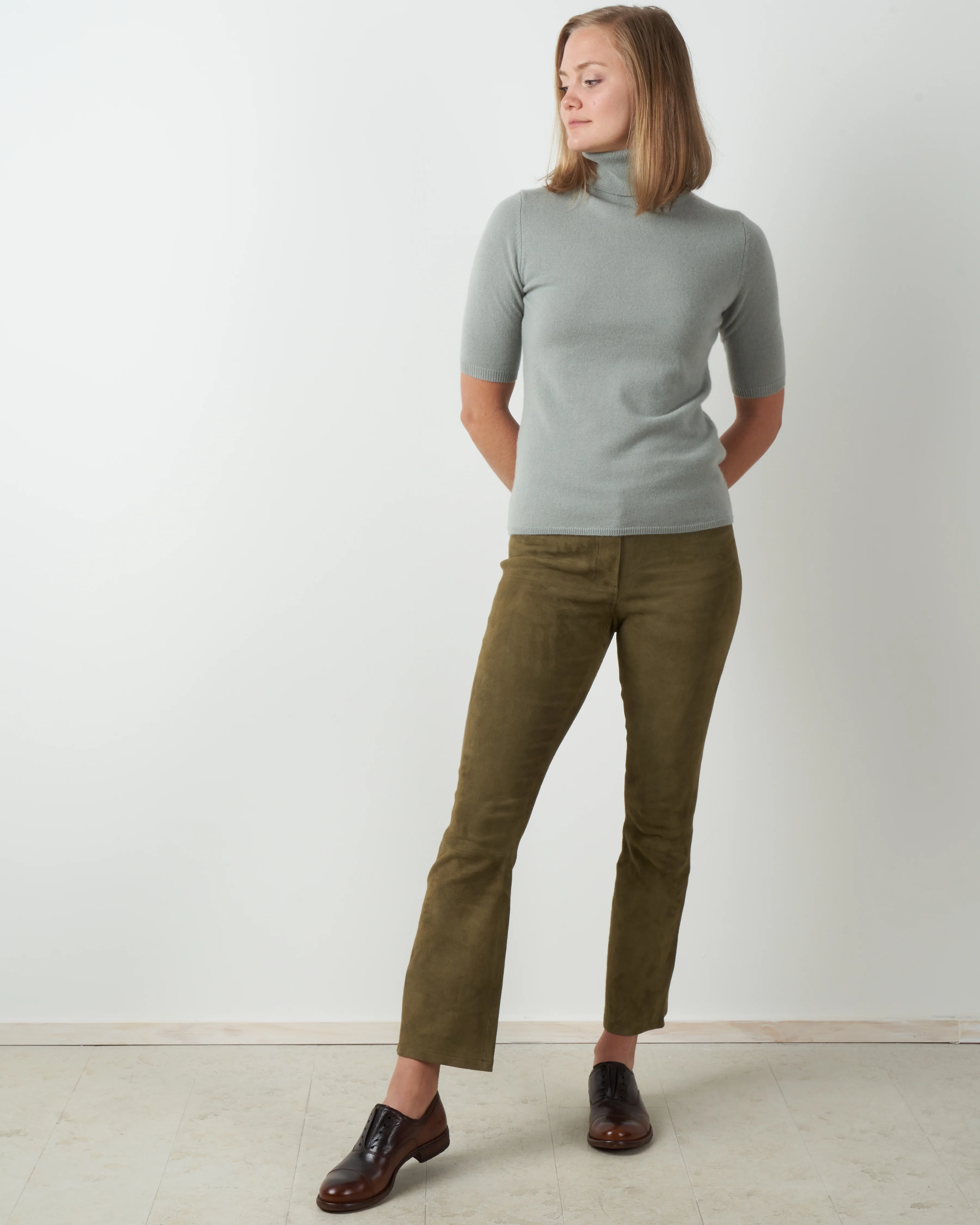 cashmere elbow sleeve turtle - platino green - Image 4
