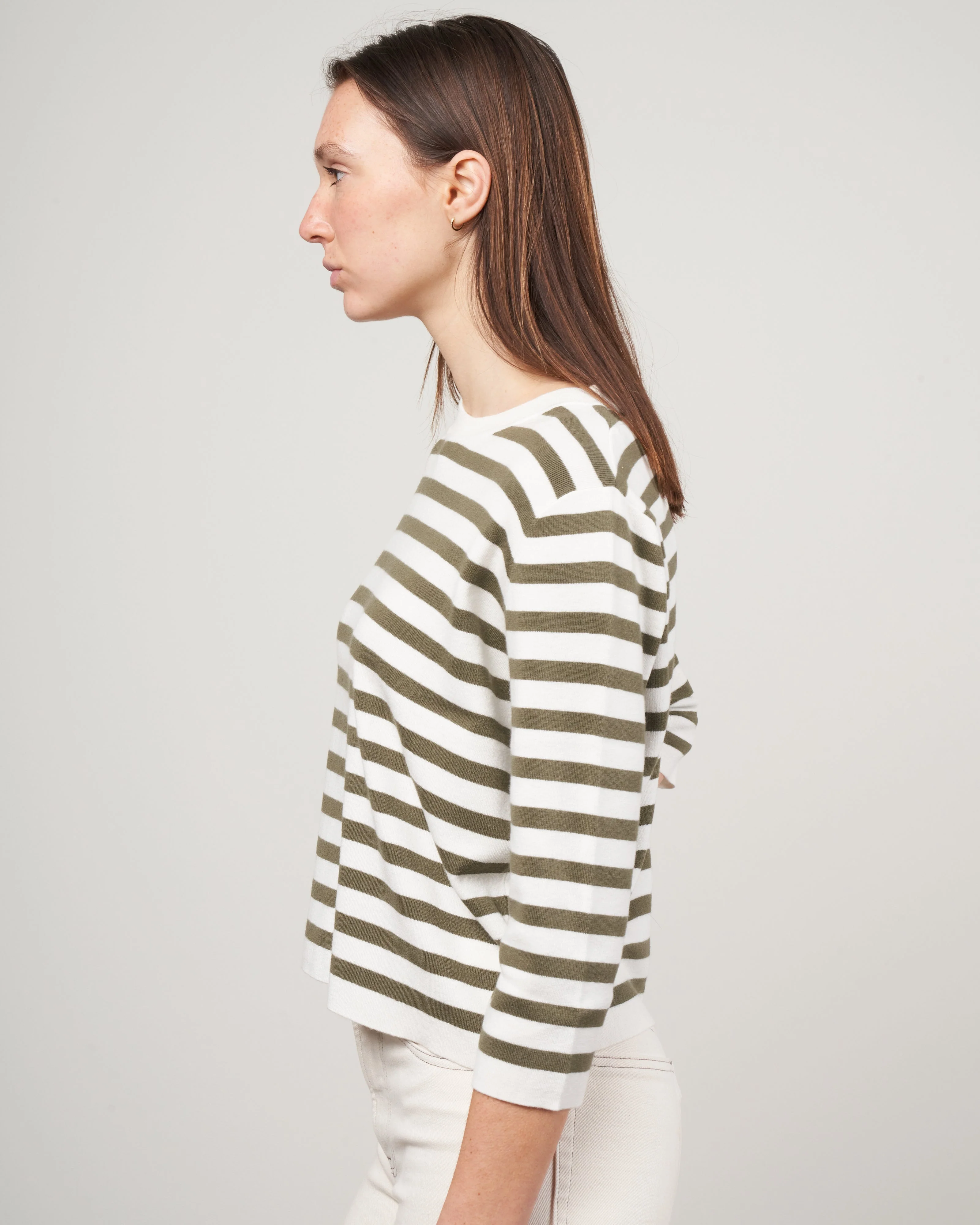 crewneck striped cashmere sweater 3/4 sleeve - military green / ecru - Image 3