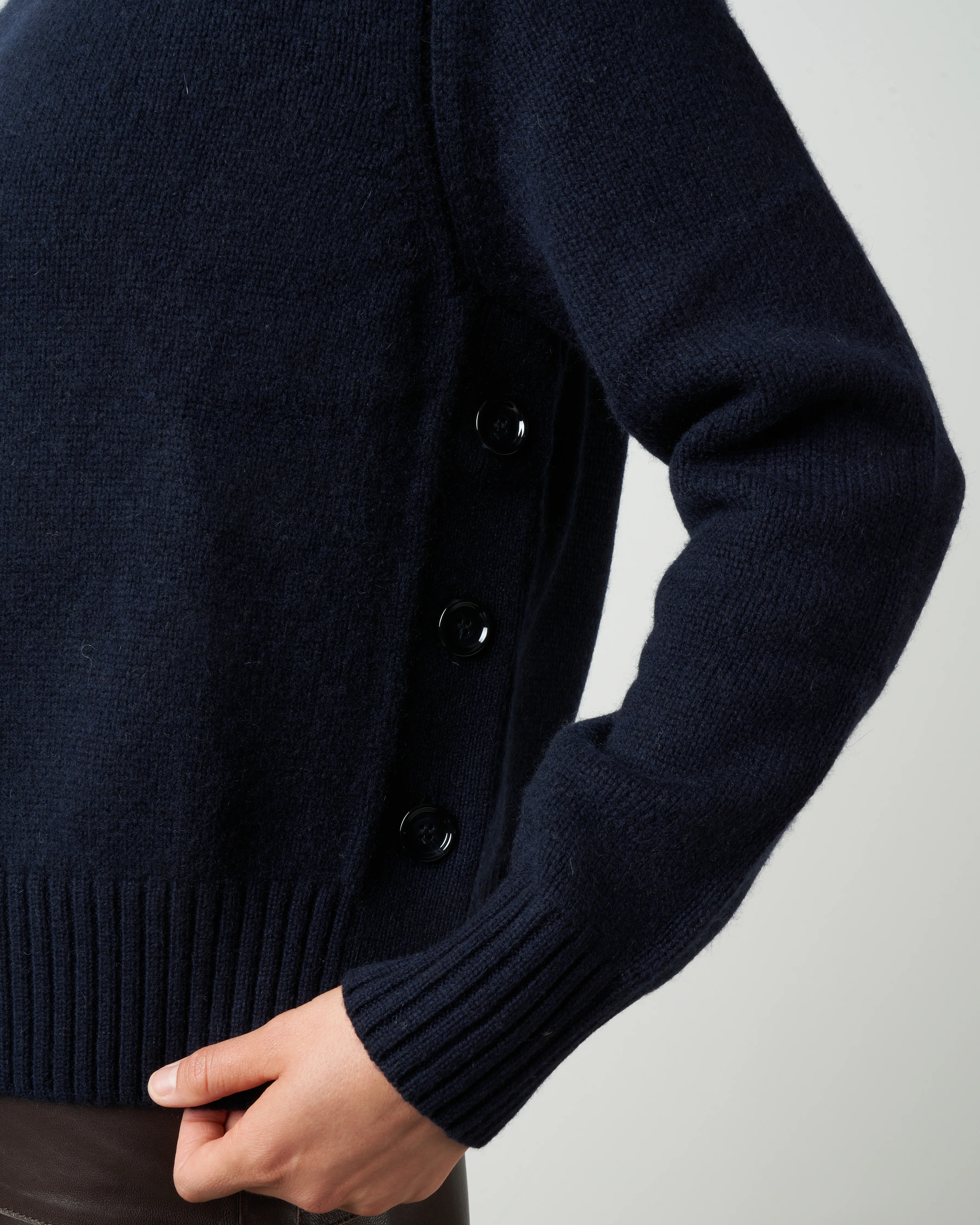 cropped mock with side buttons - deep night - Image 5