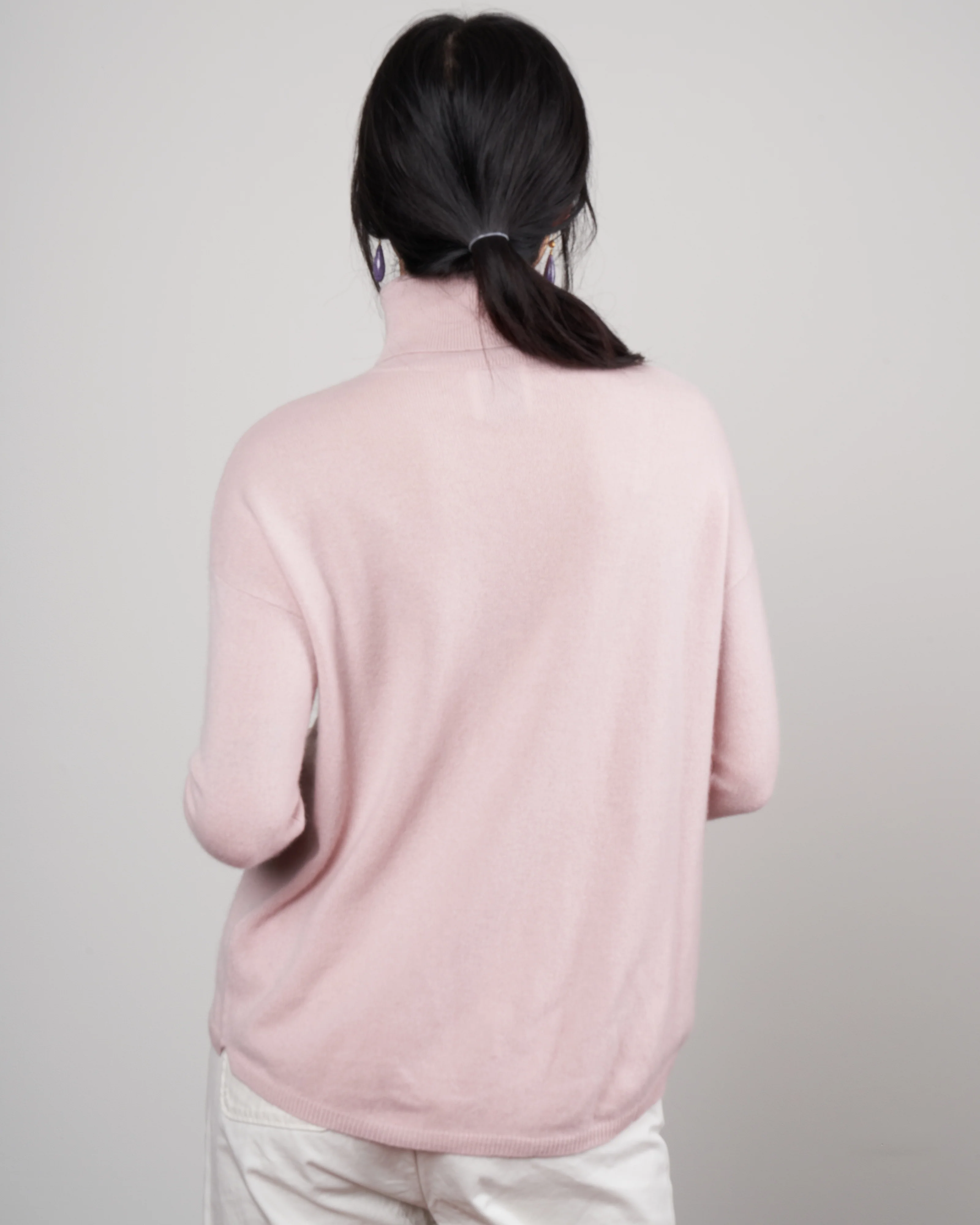 drop shoulder turtleneck - romance - Image 4