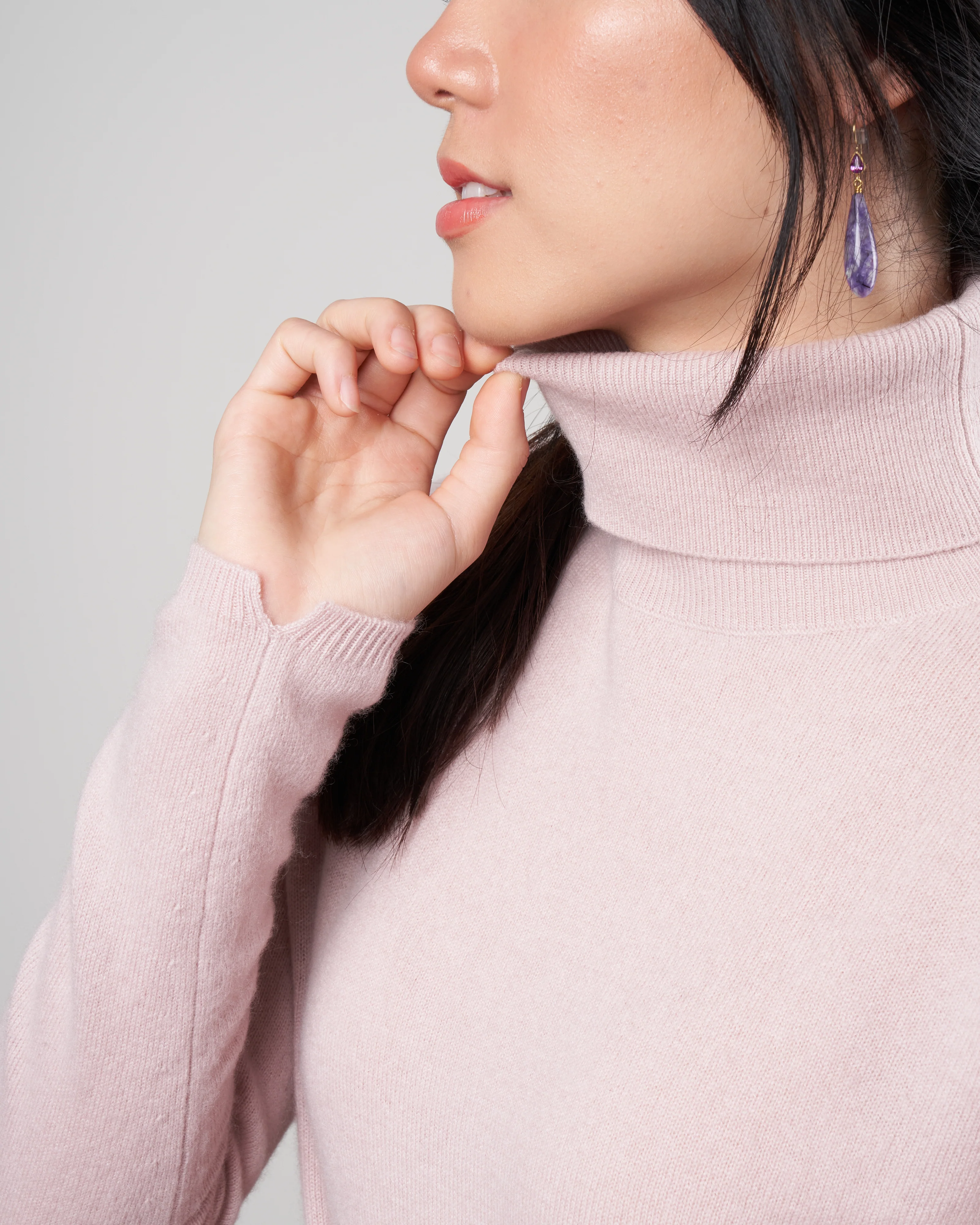 drop shoulder turtleneck - romance - Image 5