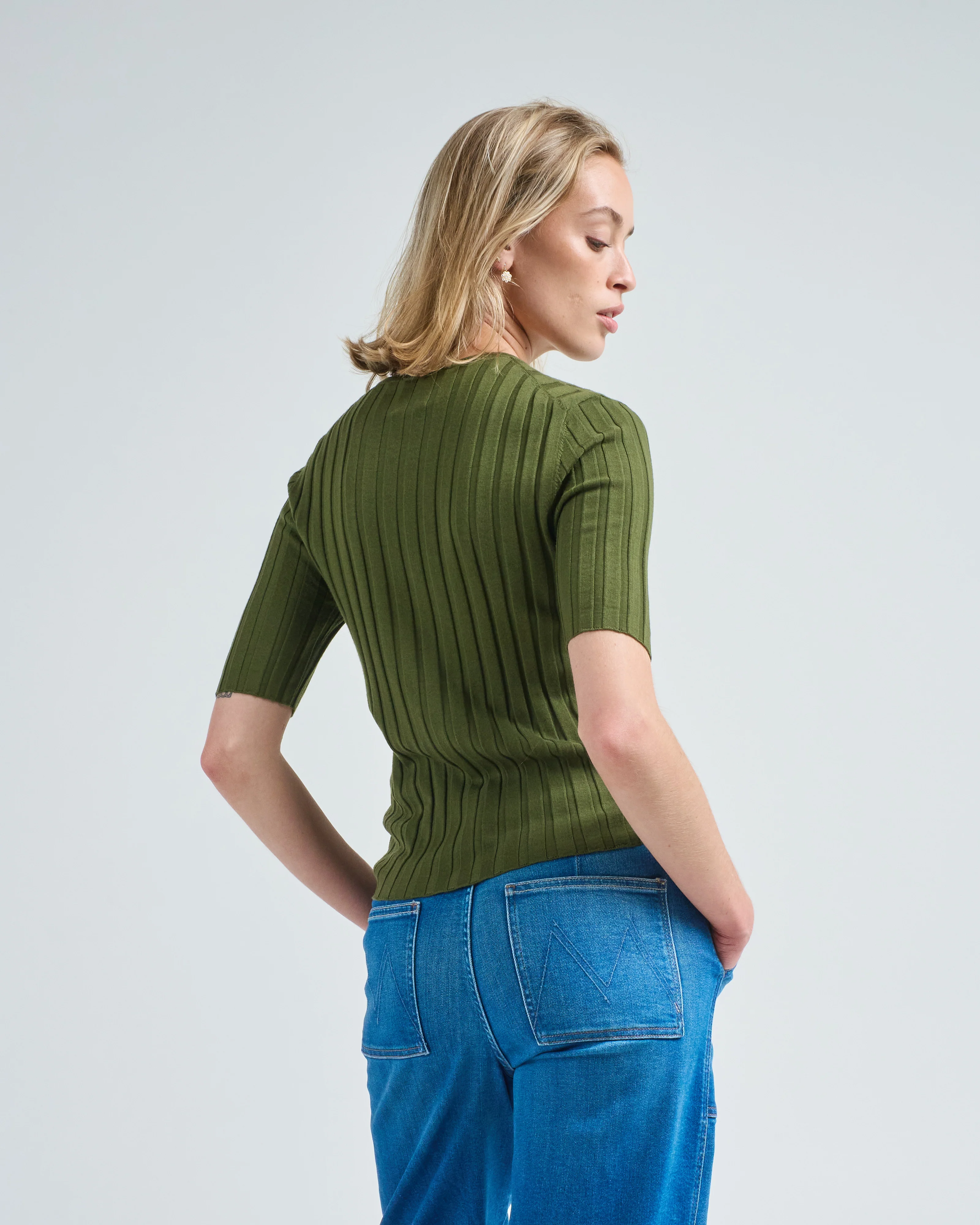 round neck sweater - Image 4