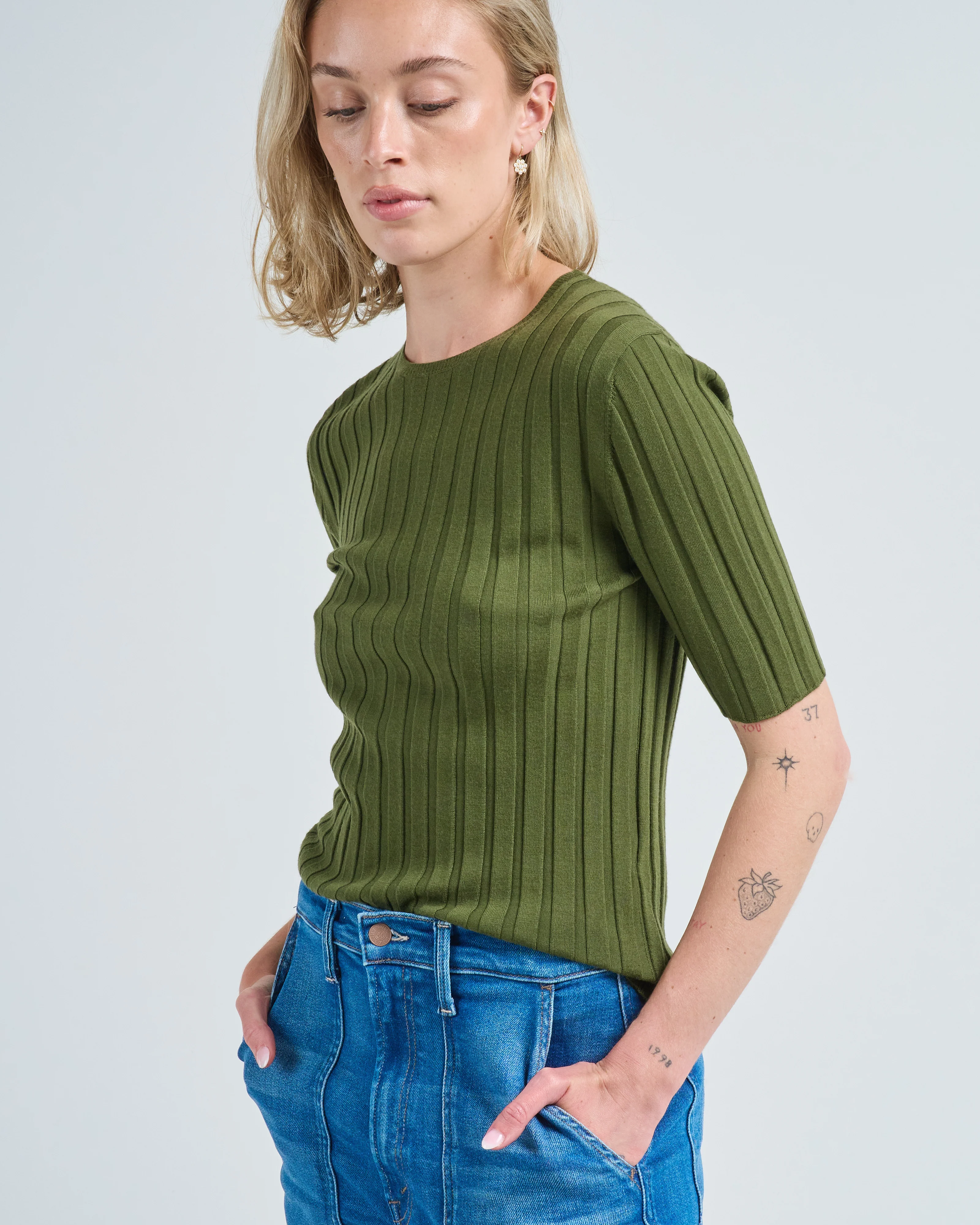 round neck sweater - Image 5