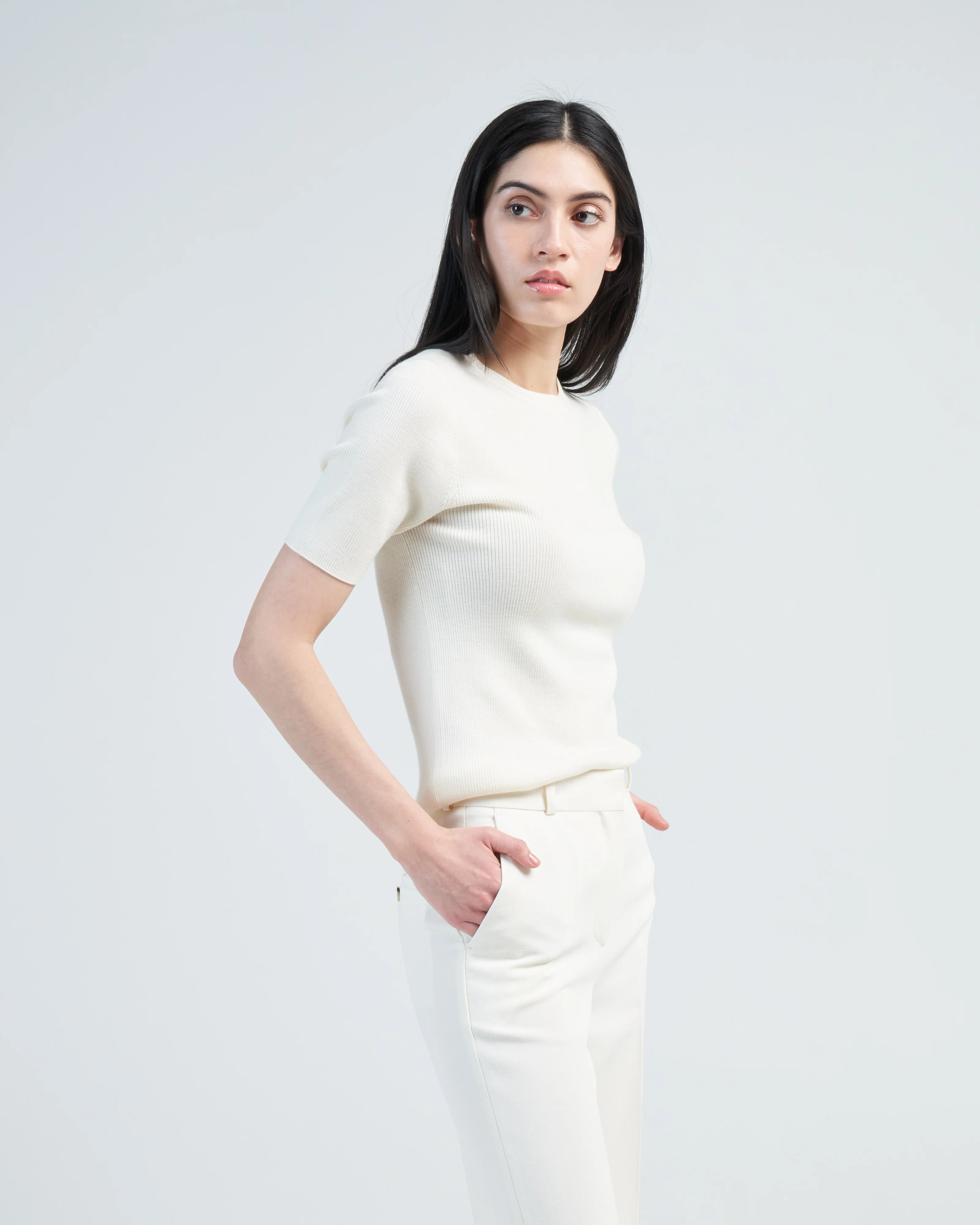 round neck sweater - Image 3