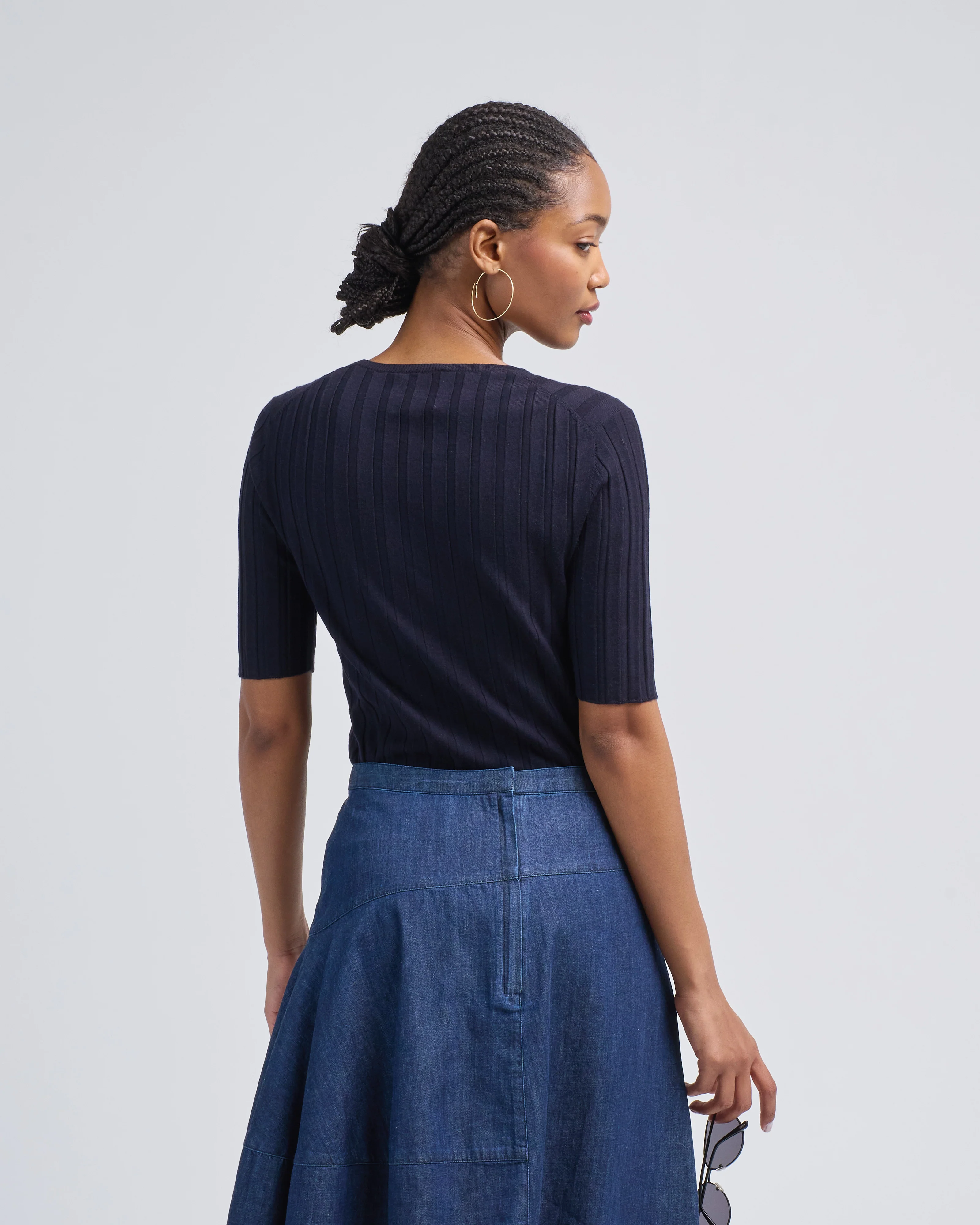 round neck sweater - Image 4