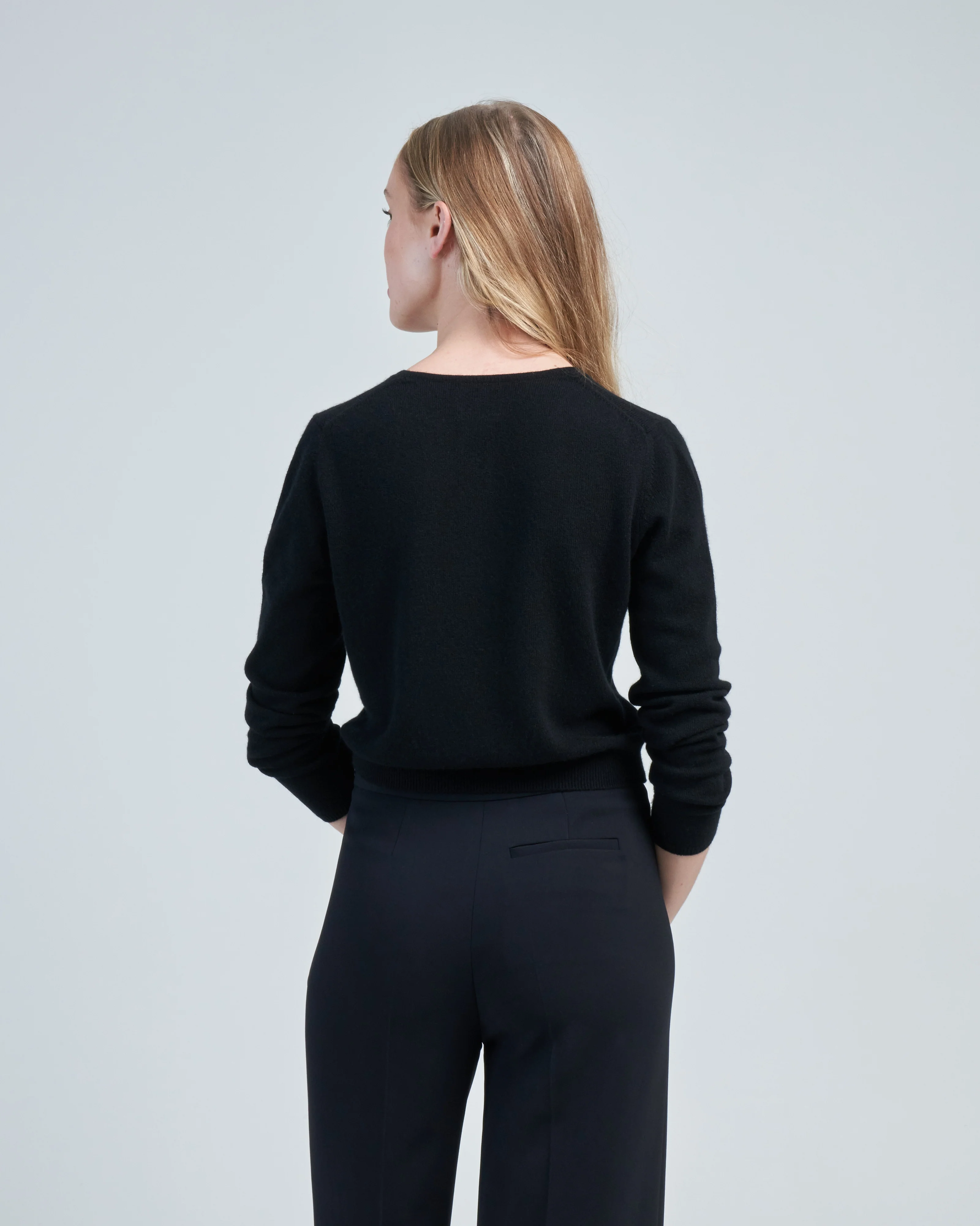 round neck cardigan - Image 4