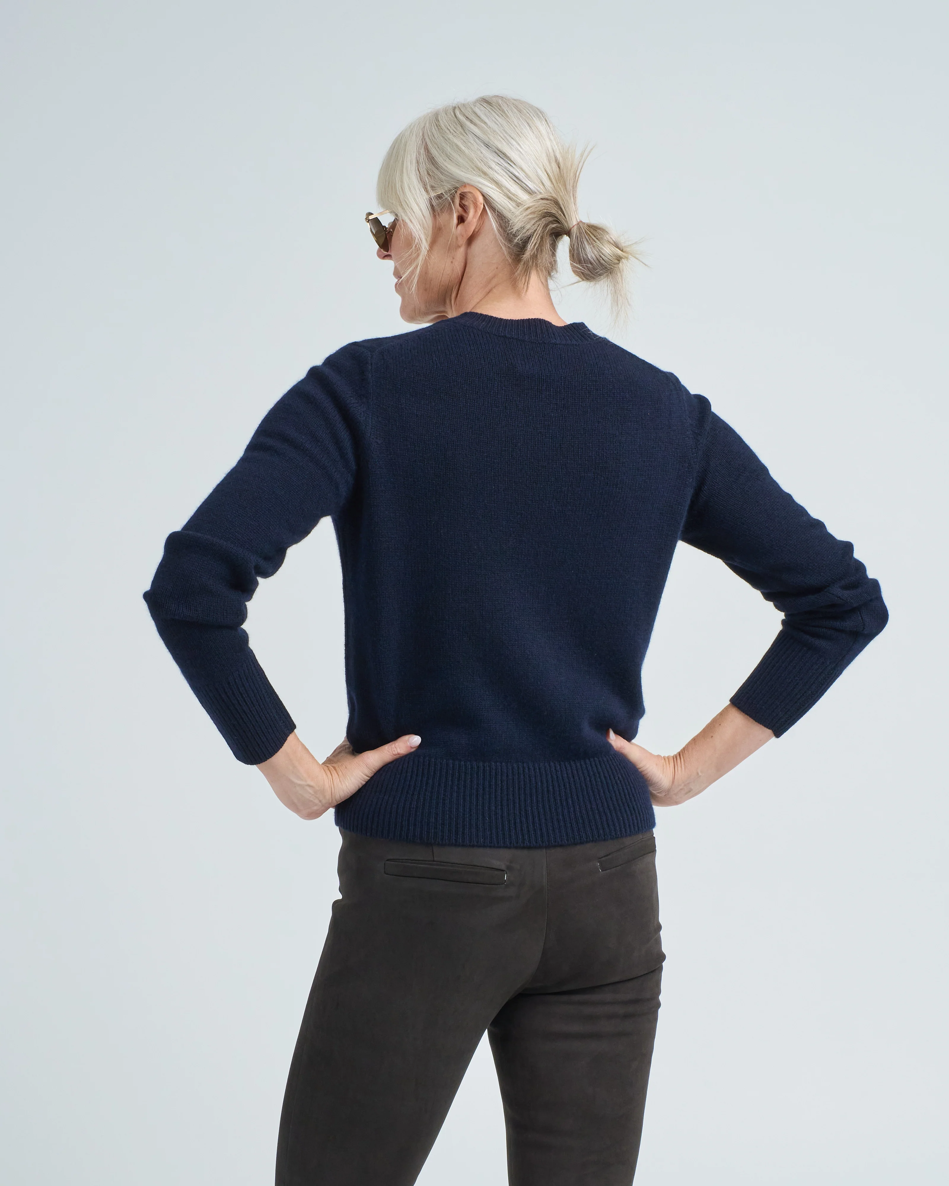 roundneck ls sweater - Image 4