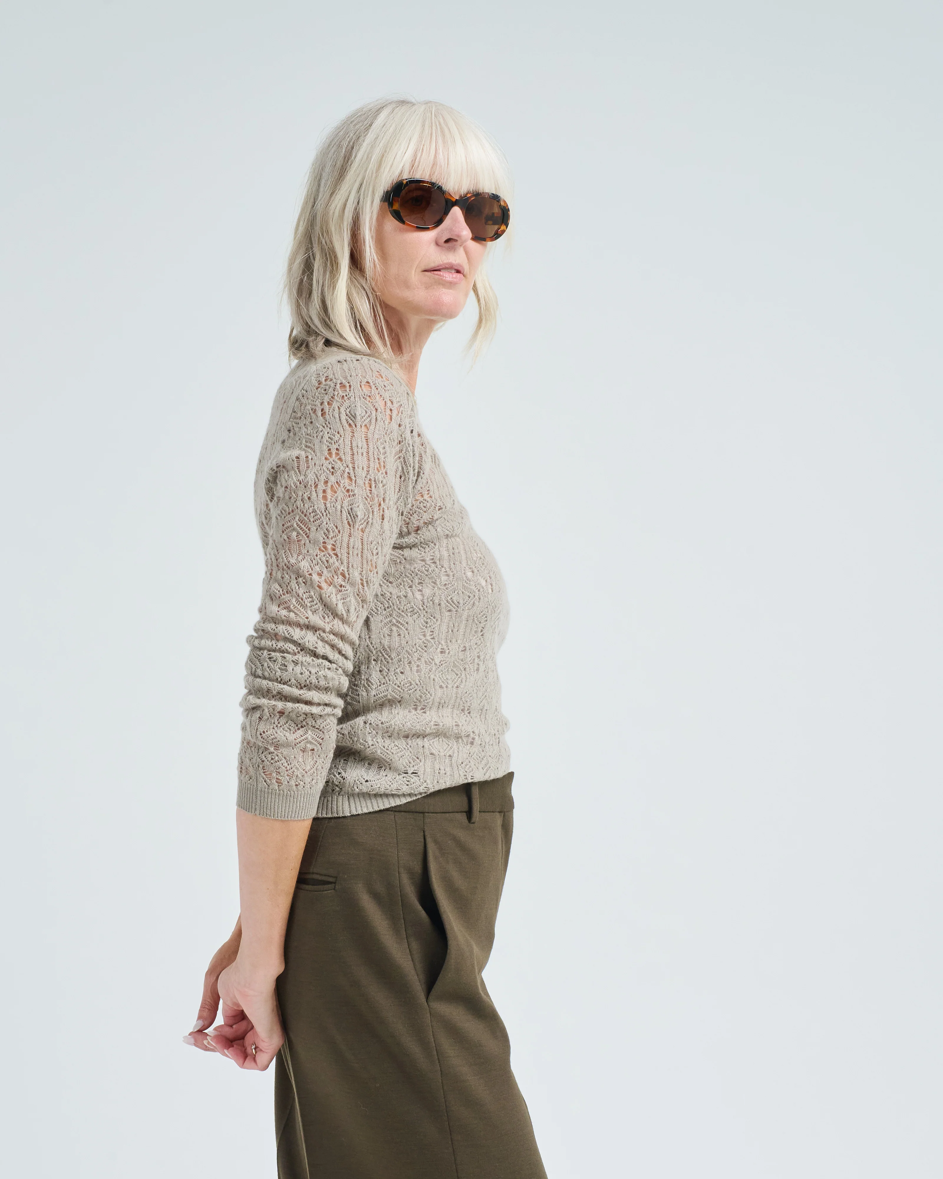 roundneck ls sweater - Image 4