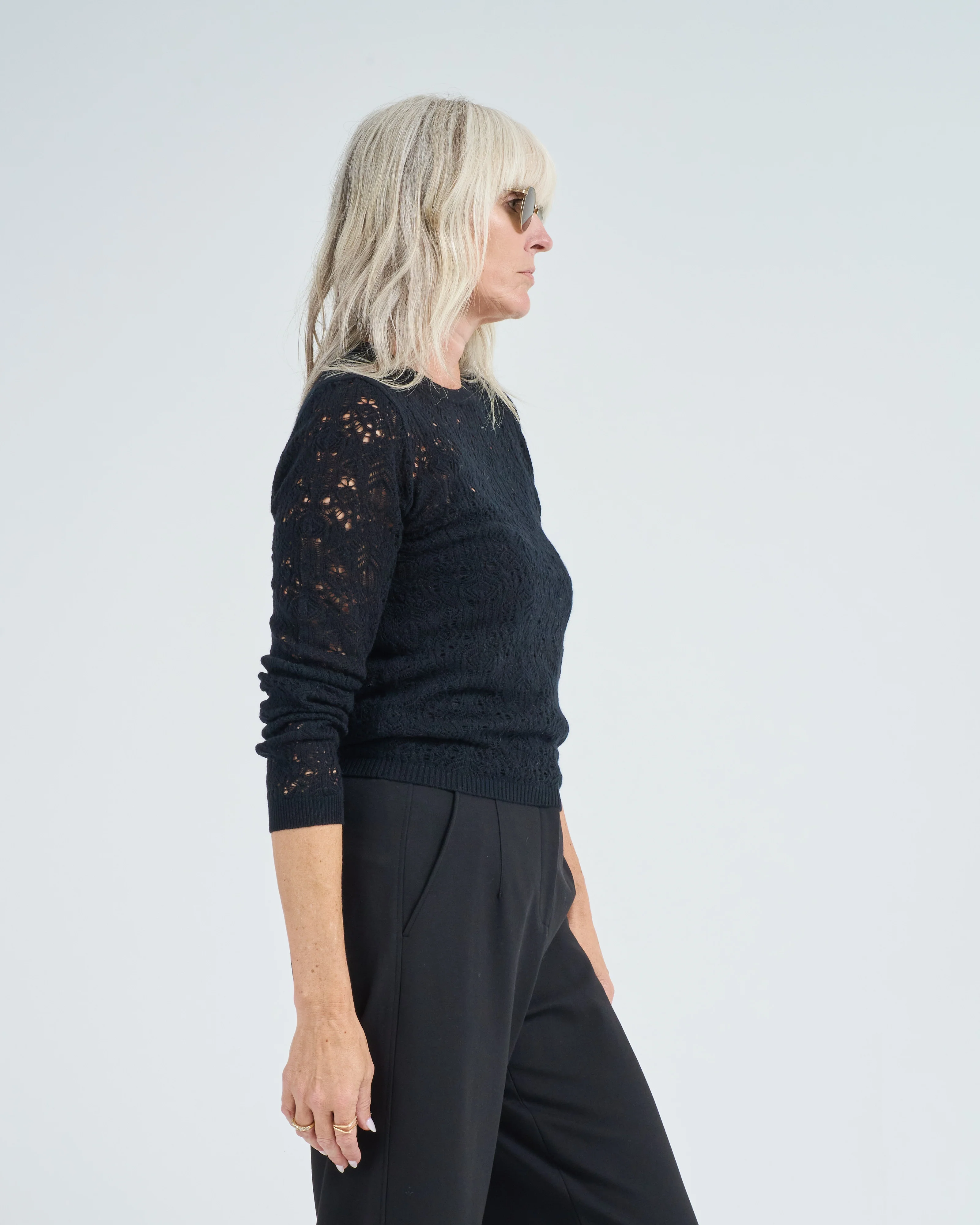 roundneck ls sweater - Image 4