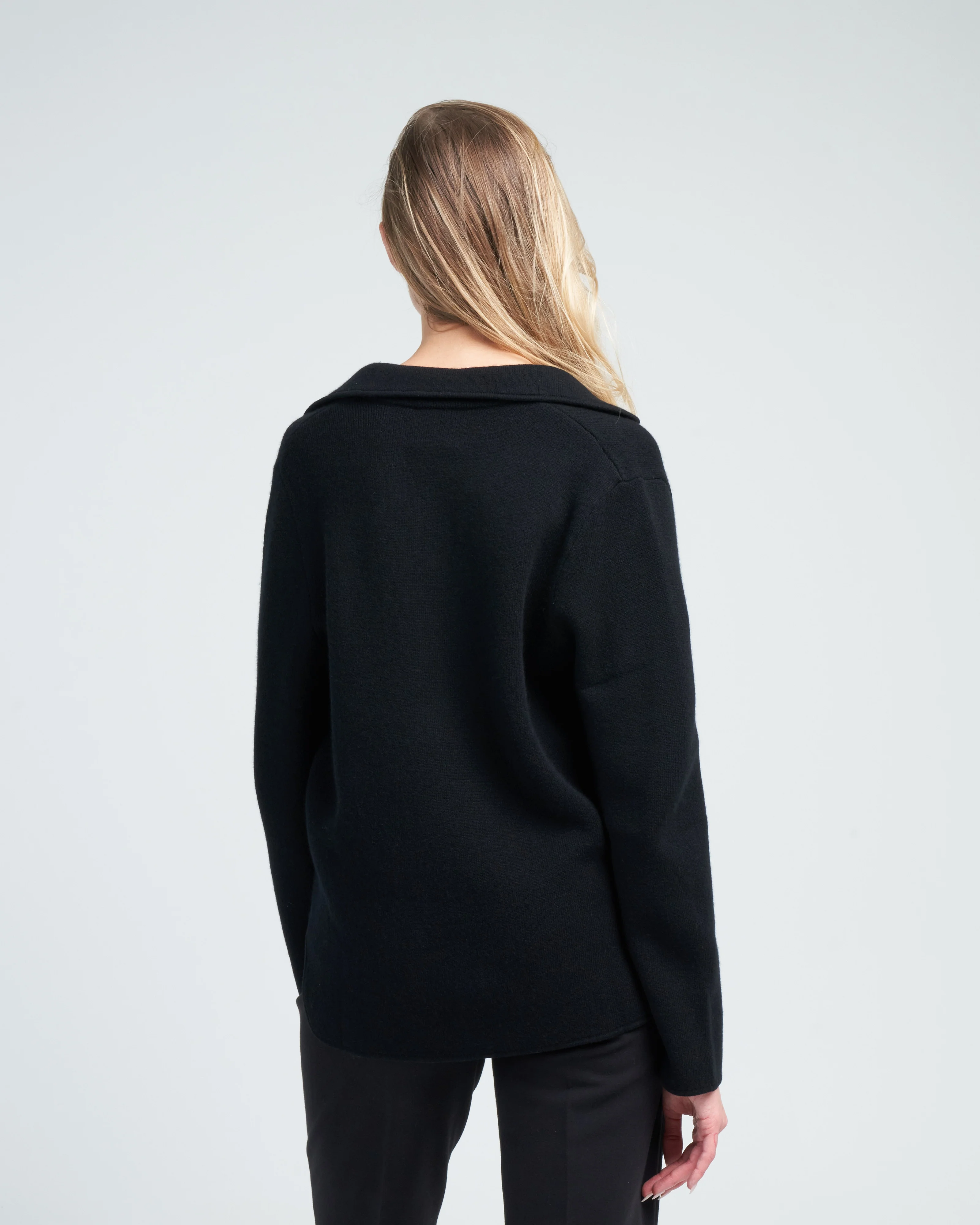 serafino deep-v polo sweater - Image 4