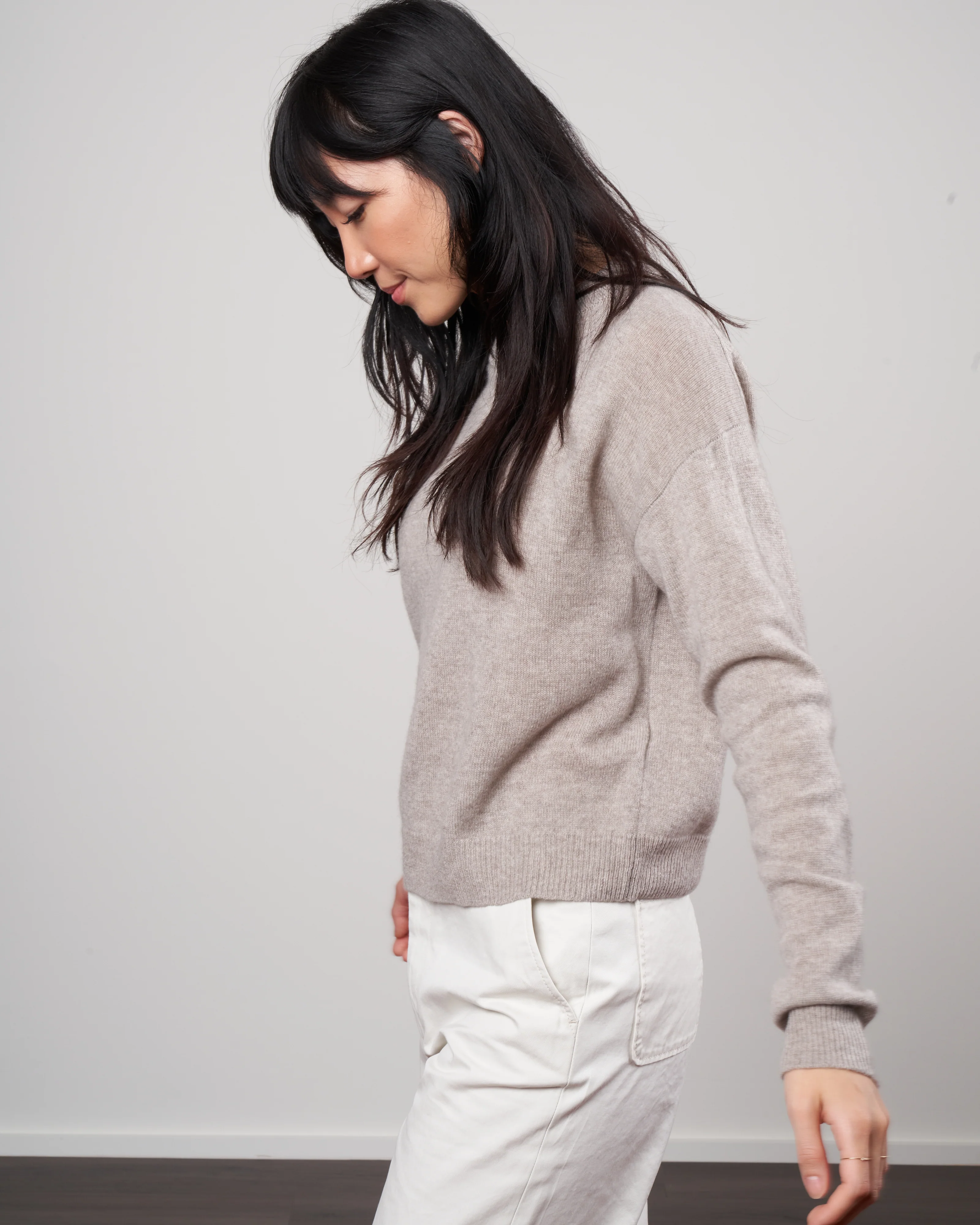 simple crew neck - pepper - Image 3