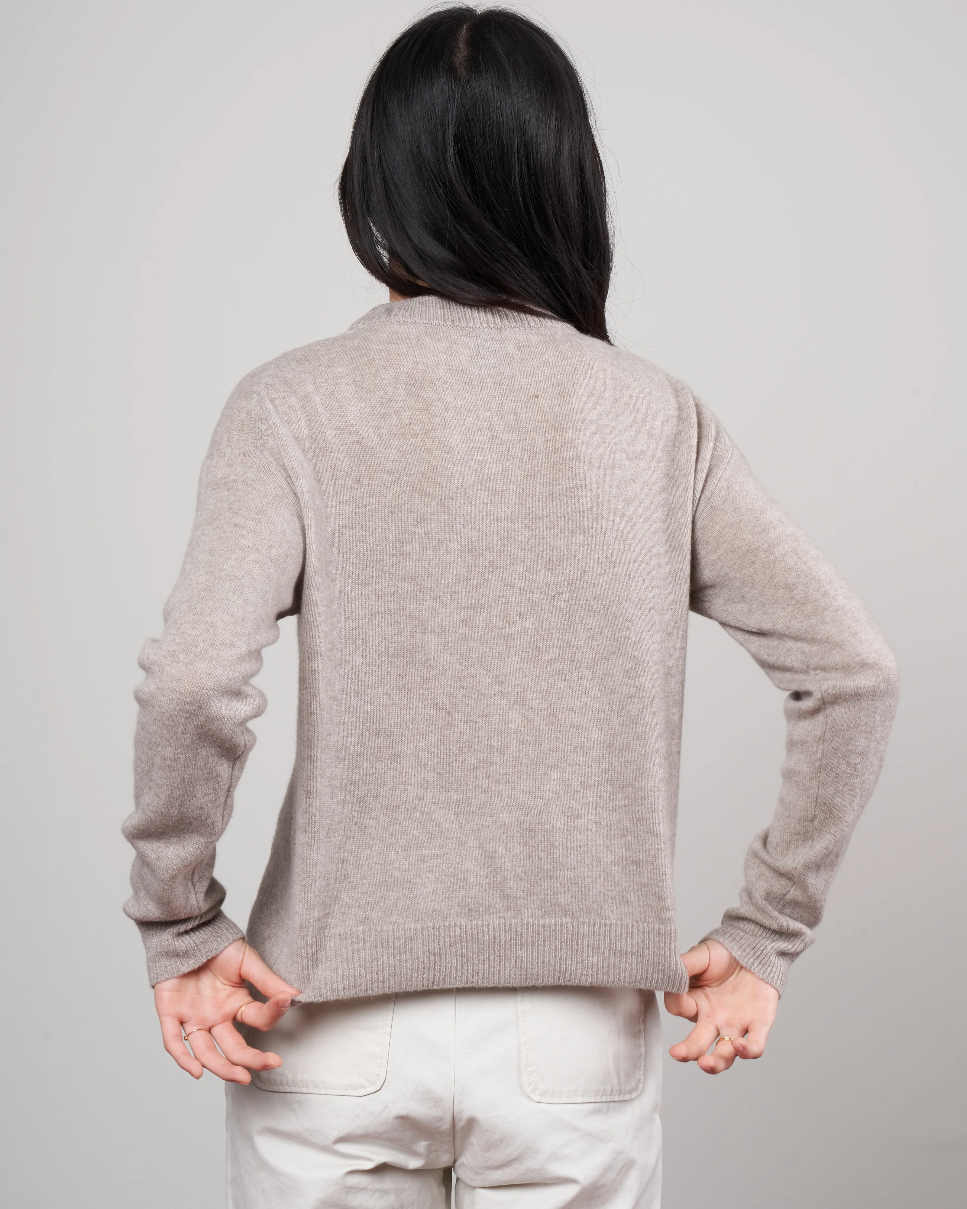 simple crew neck - pepper - Image 4