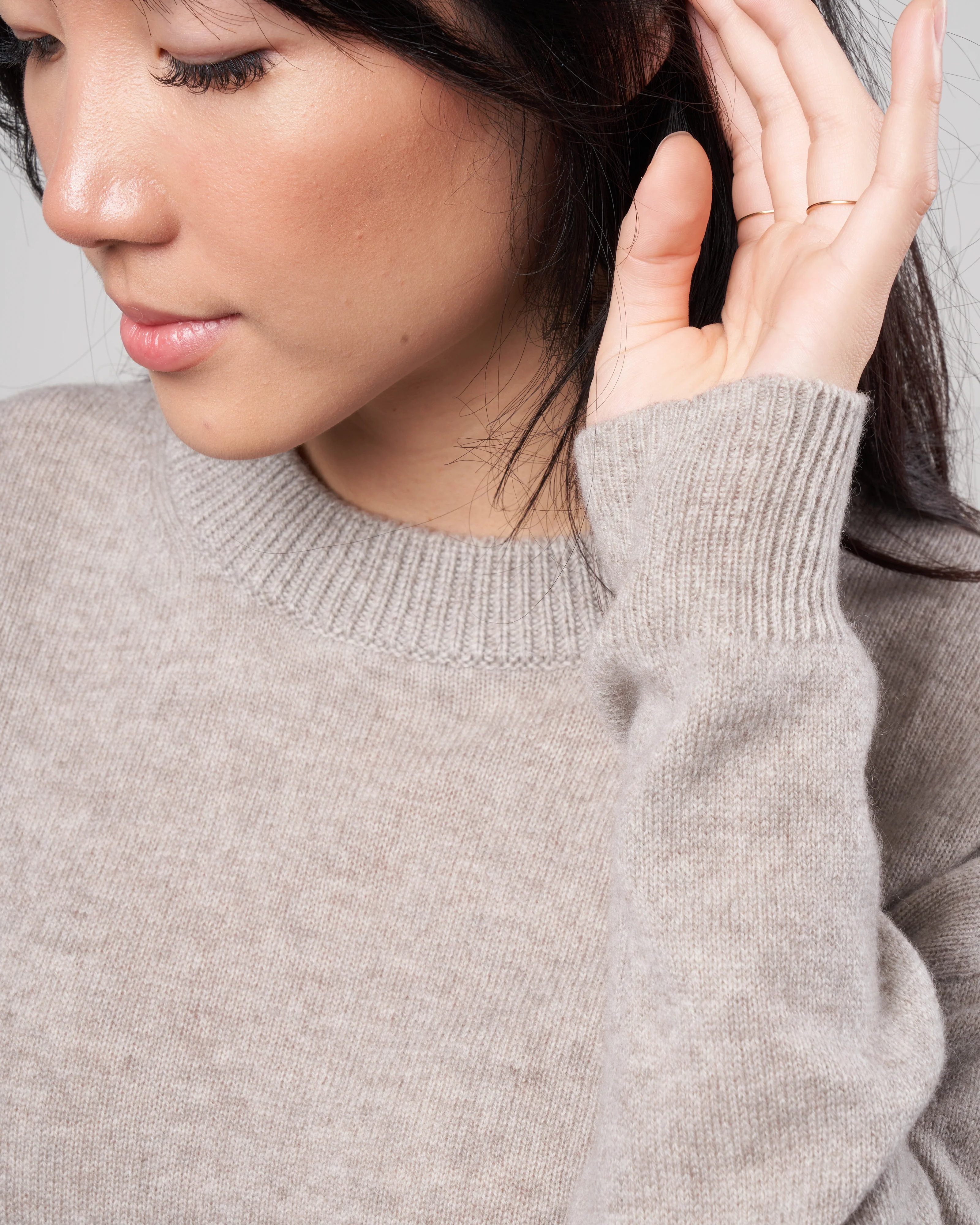 simple crew neck - pepper - Image 5