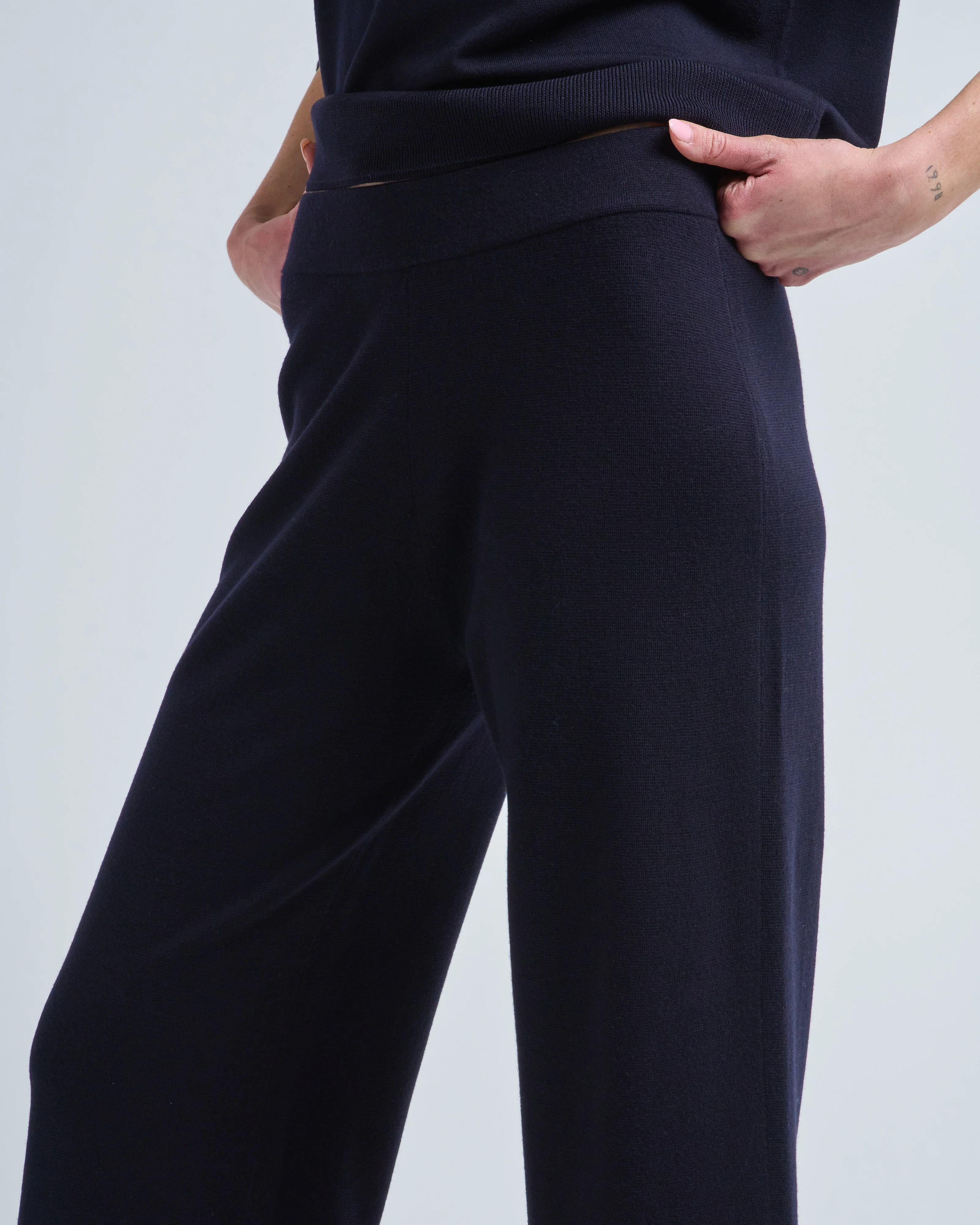 trousers - Image 5