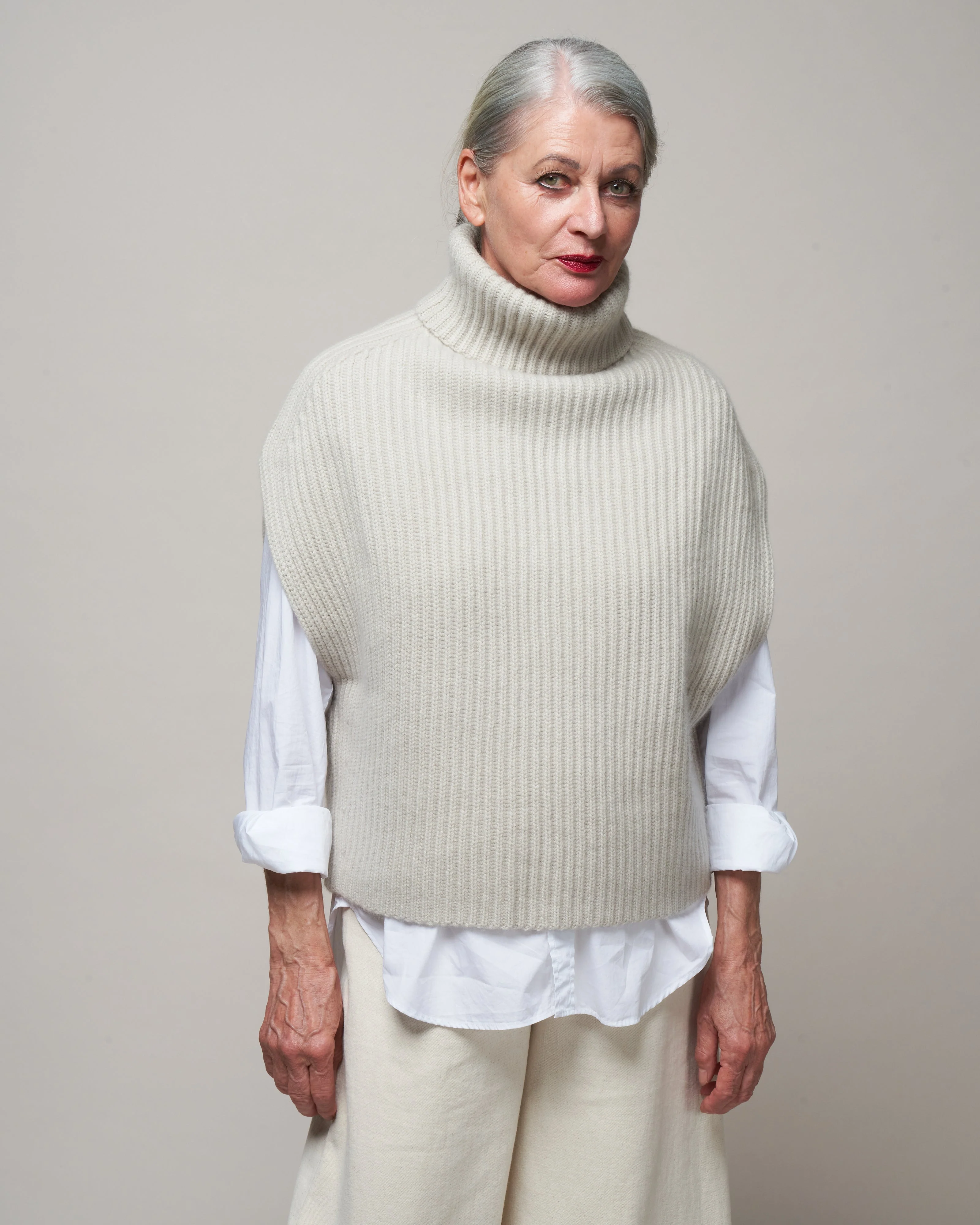 turtleneck sweater - gin tonic