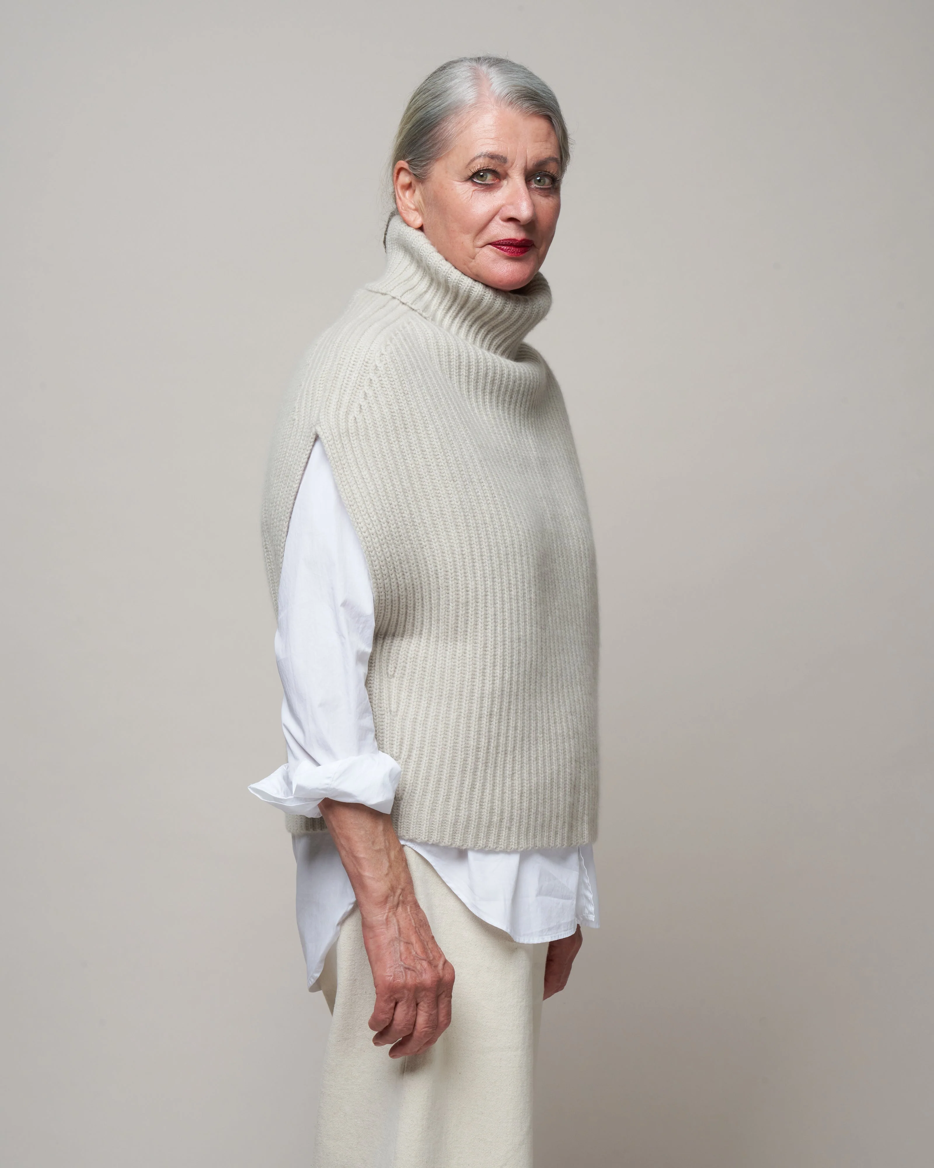 turtleneck sweater - gin tonic - Image 3