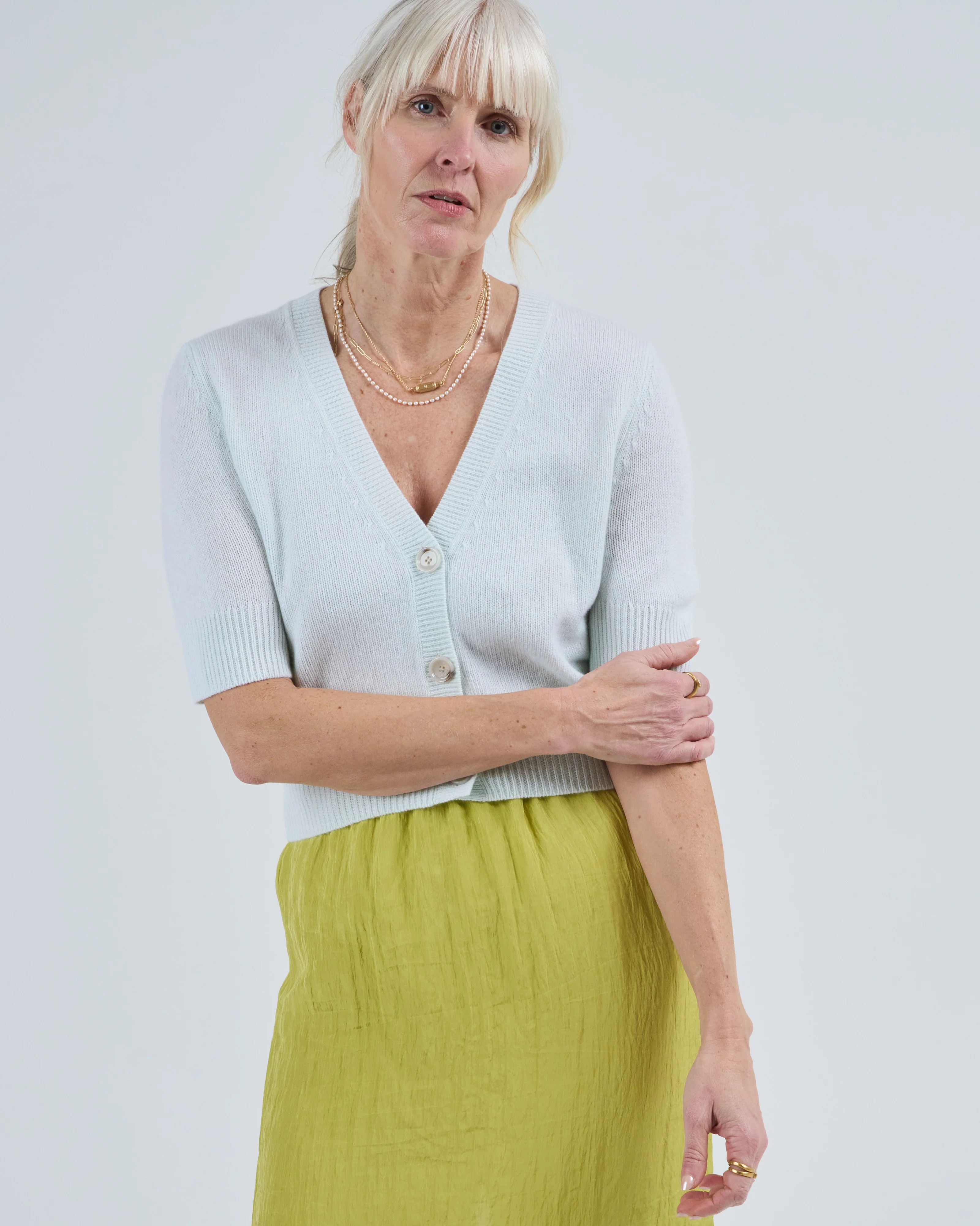 v half sleeve cardigan