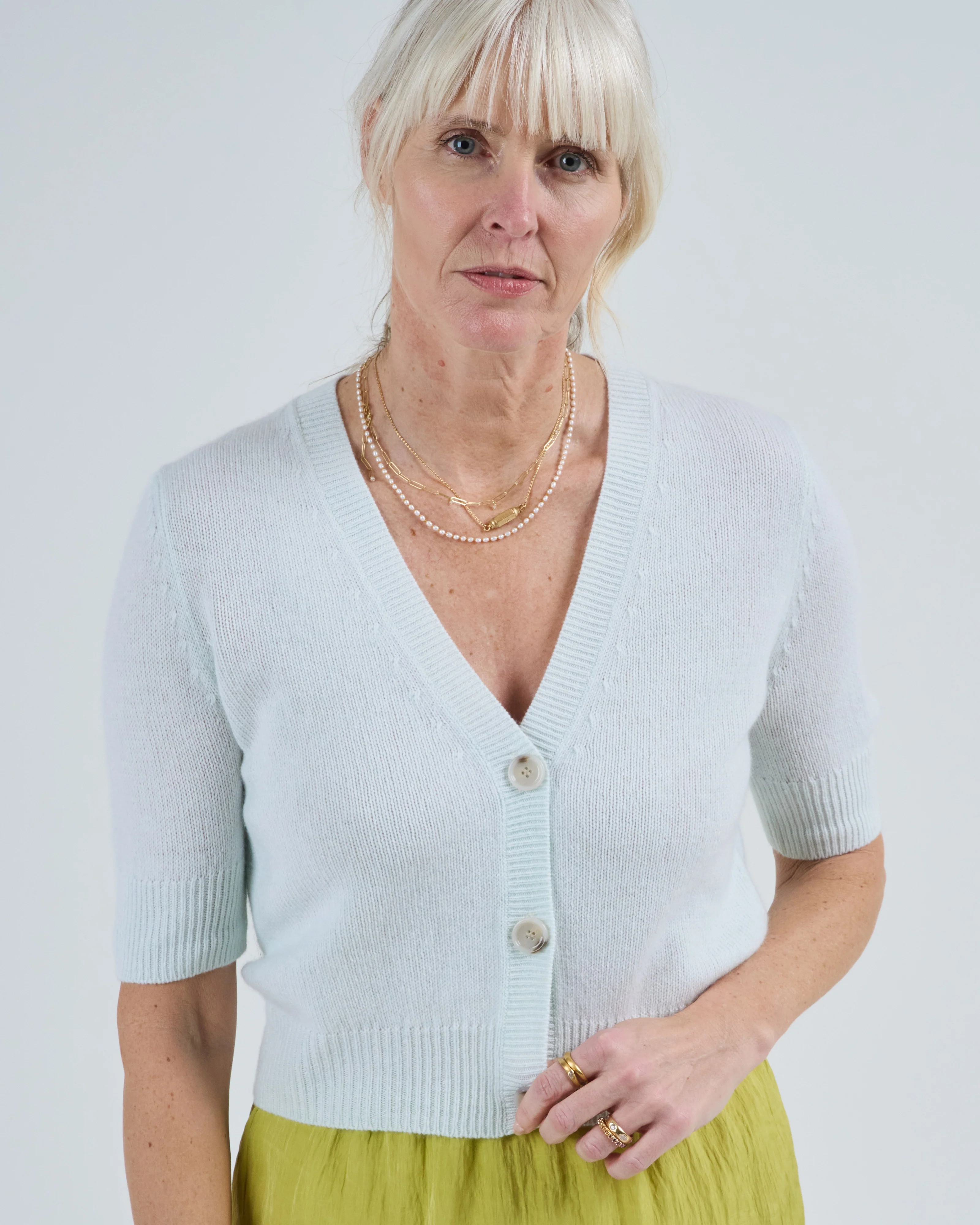 v half sleeve cardigan - Image 3