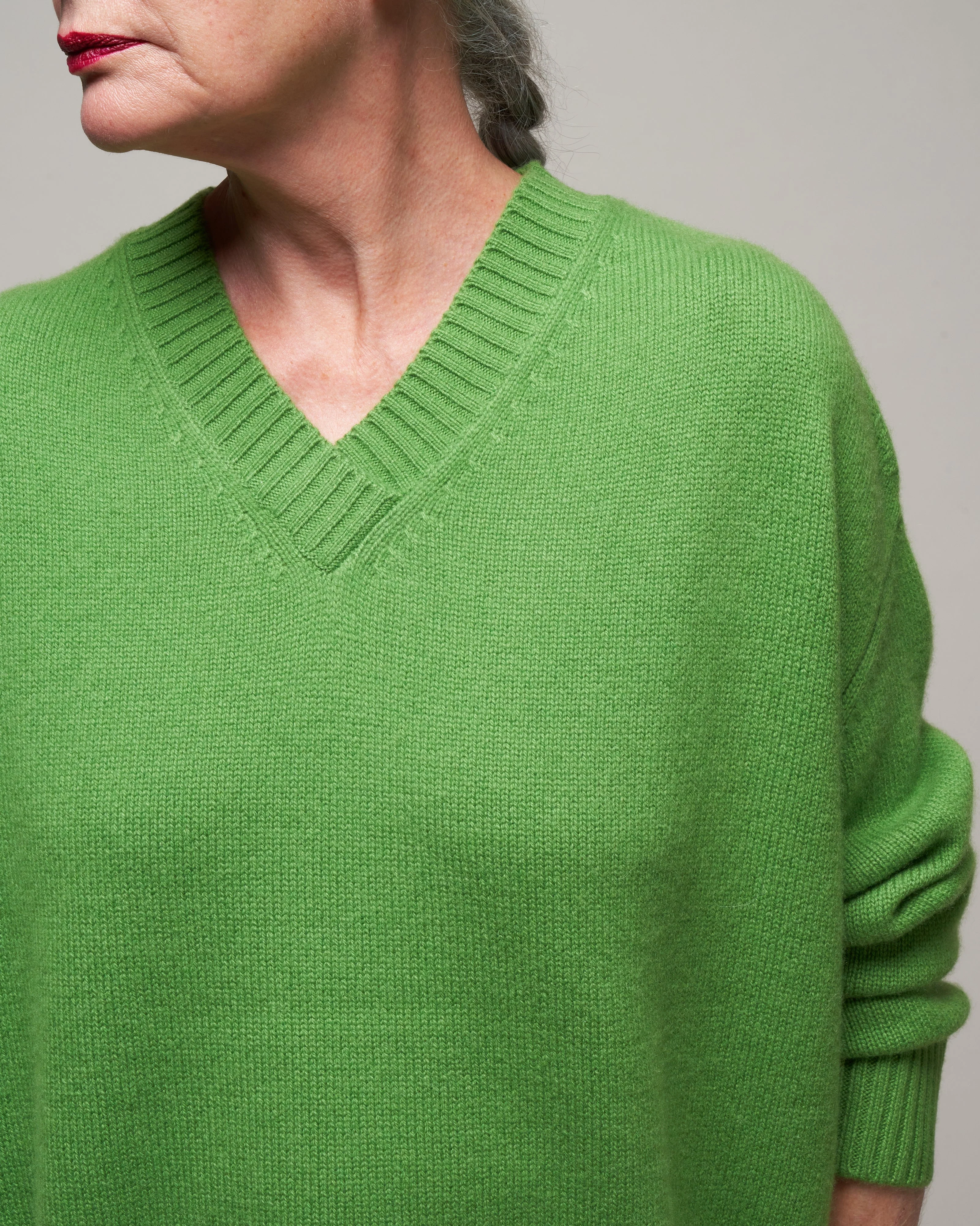 v-neck sweater - basil - Image 5
