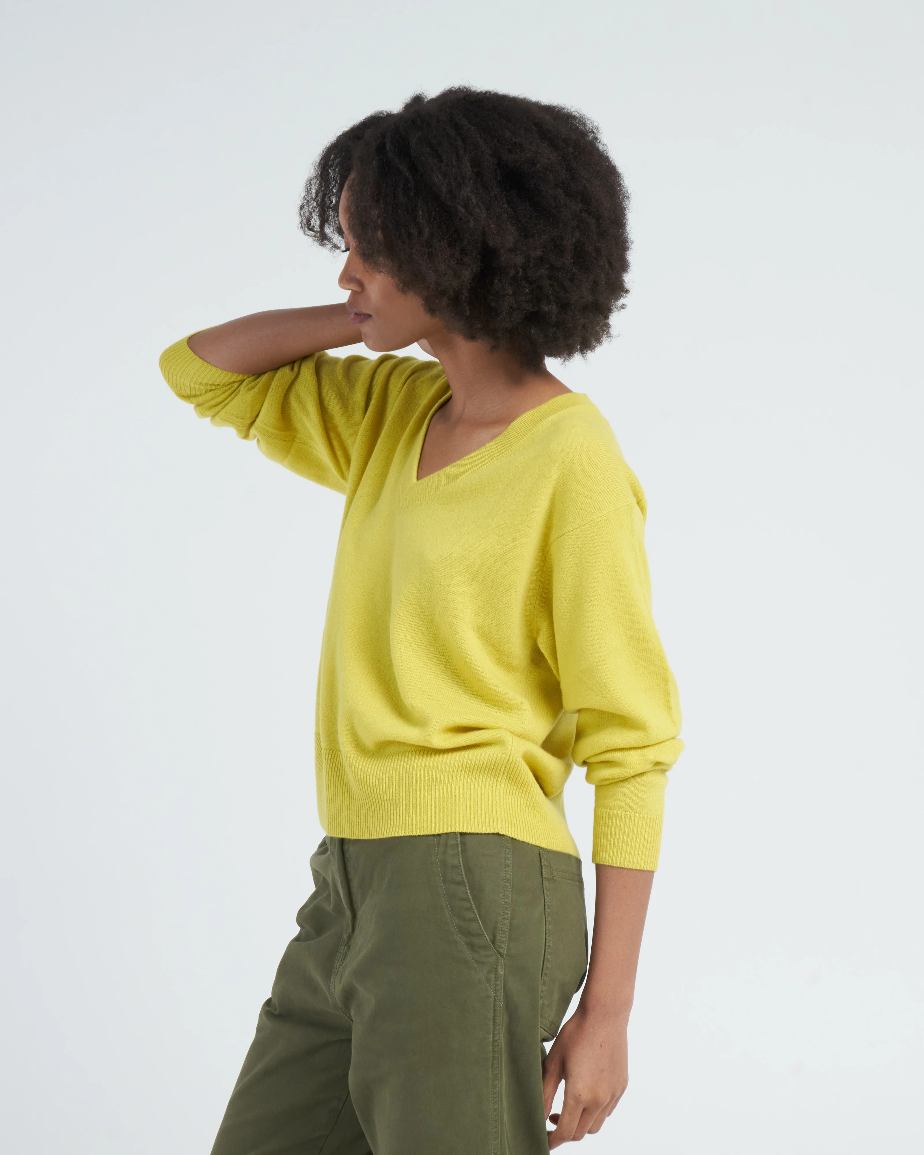 v-neck sweater - citron - Image 3